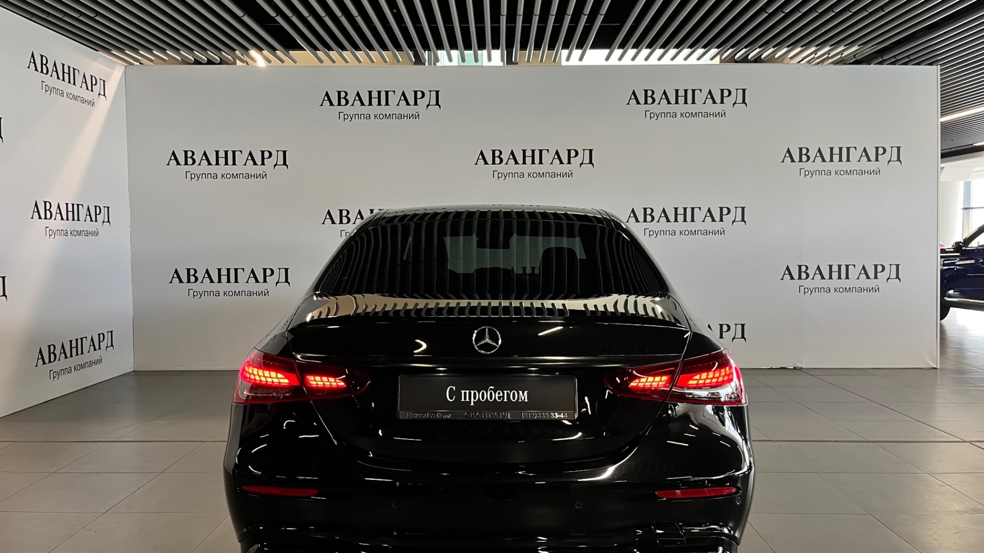 Mercedes-Benz E 300d 4M комплектация Sport Plus двигатель 2 литра (265 л.с.) Черный
