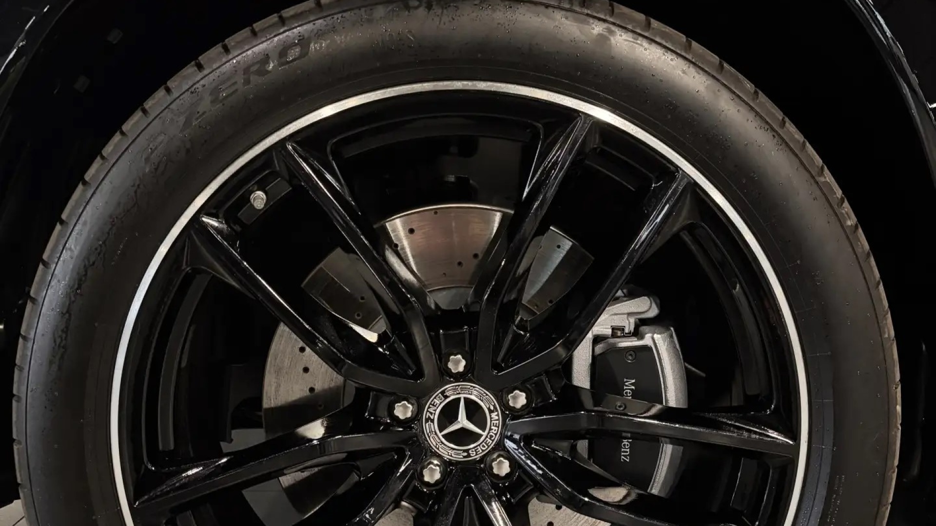 Mercedes-Benz GLS 450 4MATIC двигатель 3 литра (380 л.с.) Черный