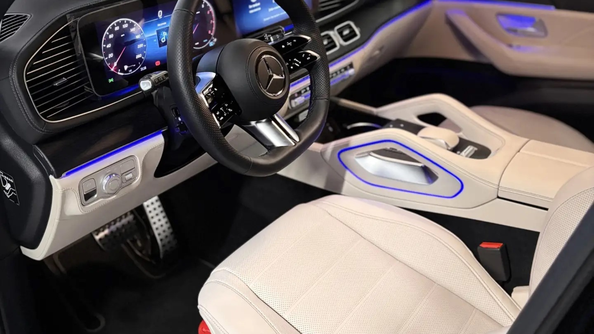 Mercedes-Benz GLS 450 4MATIC двигатель 3 литра (380 л.с.) Черный