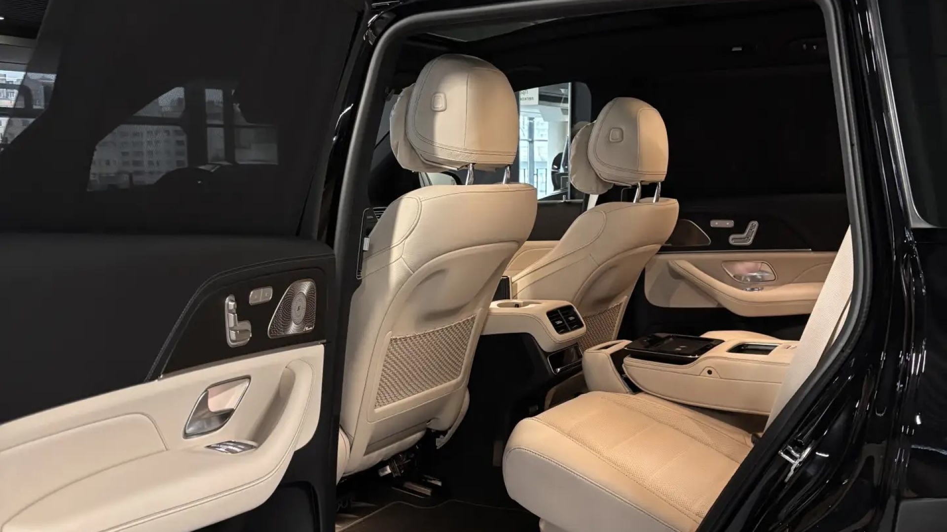 Mercedes-Benz GLS 450 4MATIC двигатель 3 литра (380 л.с.) Черный