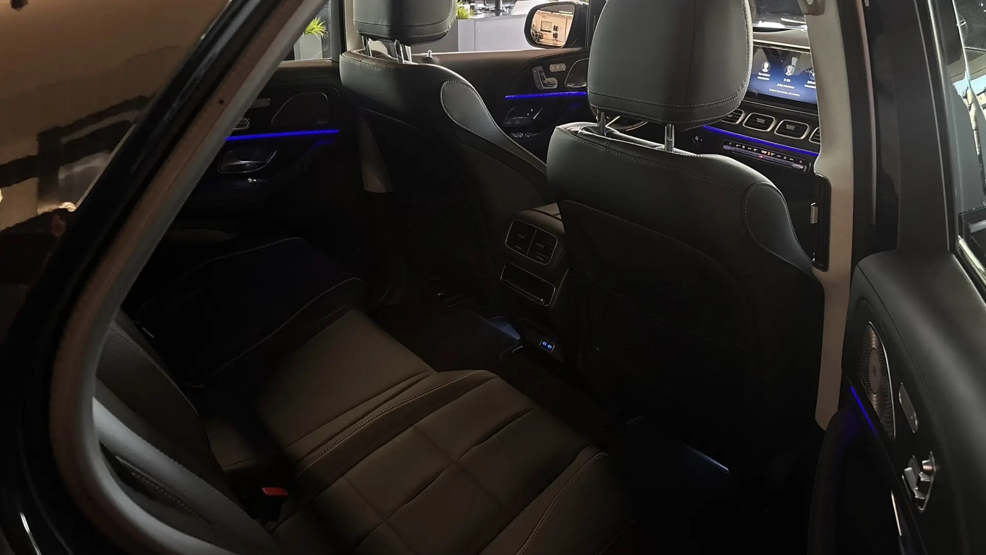 Mercedes-Benz GLE 450 4MATIC комплектация Sport Plus двигатель 3 литра (381 л.с.) Черный