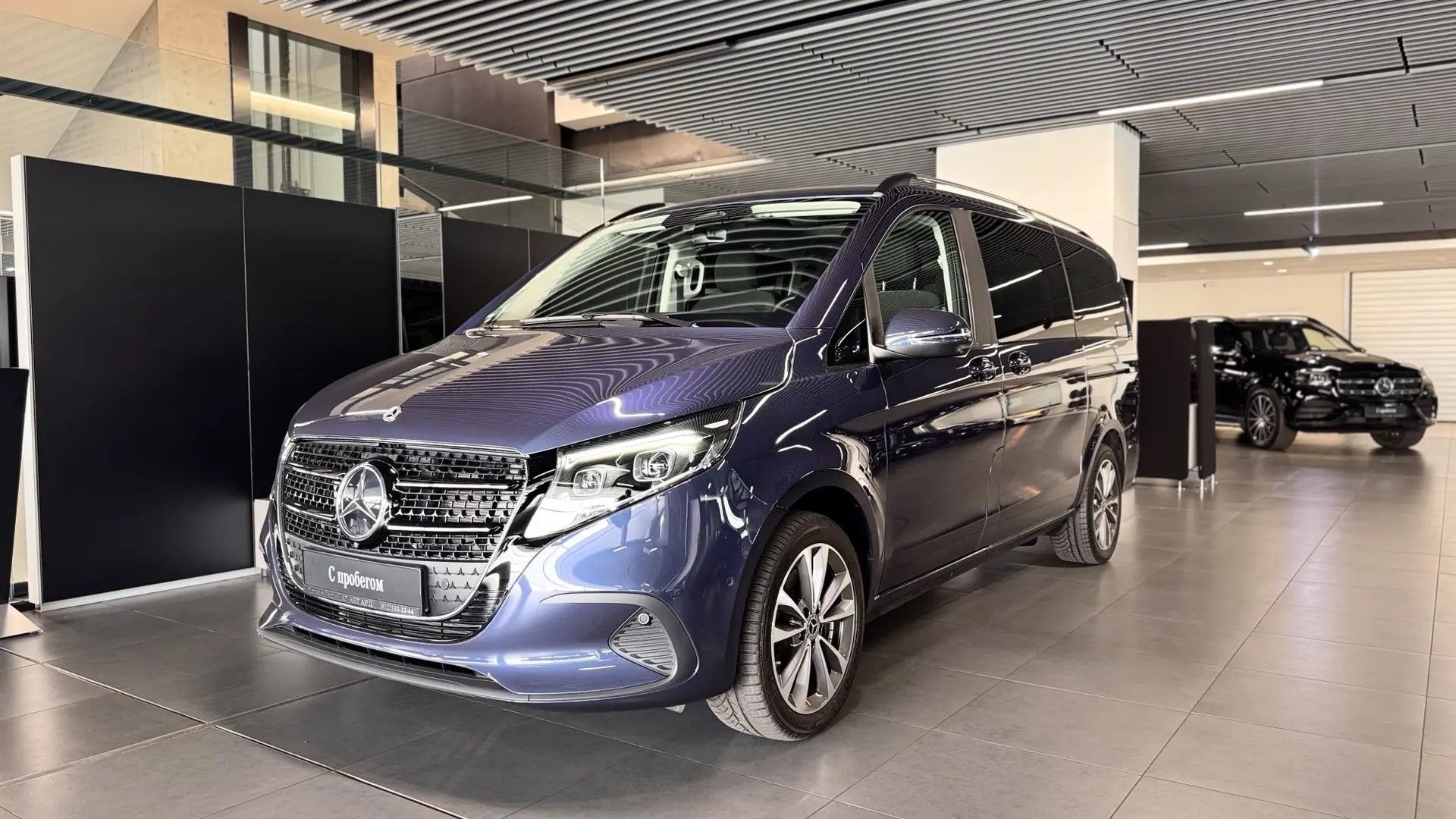 Mercedes-Benz двигатель 2.1 литра (190 л.с.) Синий