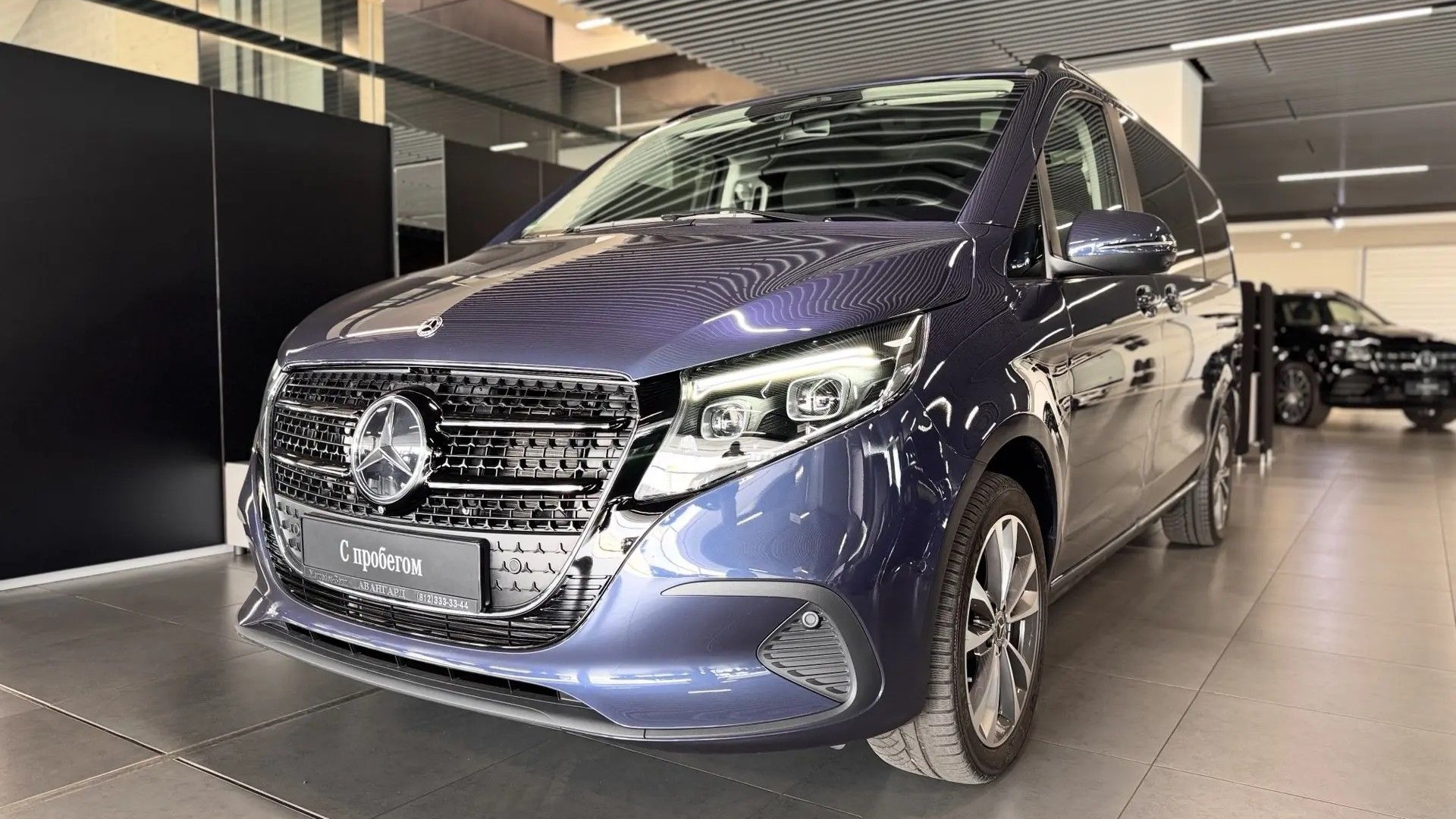 Mercedes-Benz двигатель 2.1 литра (190 л.с.) Синий