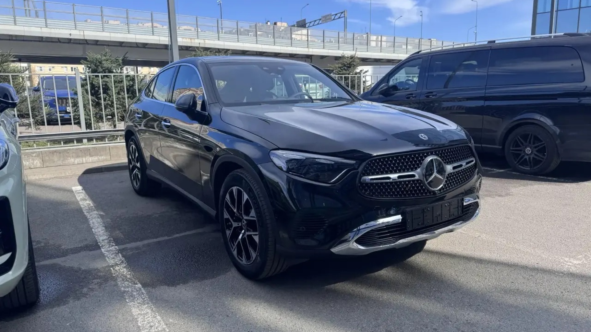 Mercedes-Benz GLC 300 4MATIC двигатель 2 литра (245 л.с.) Черный