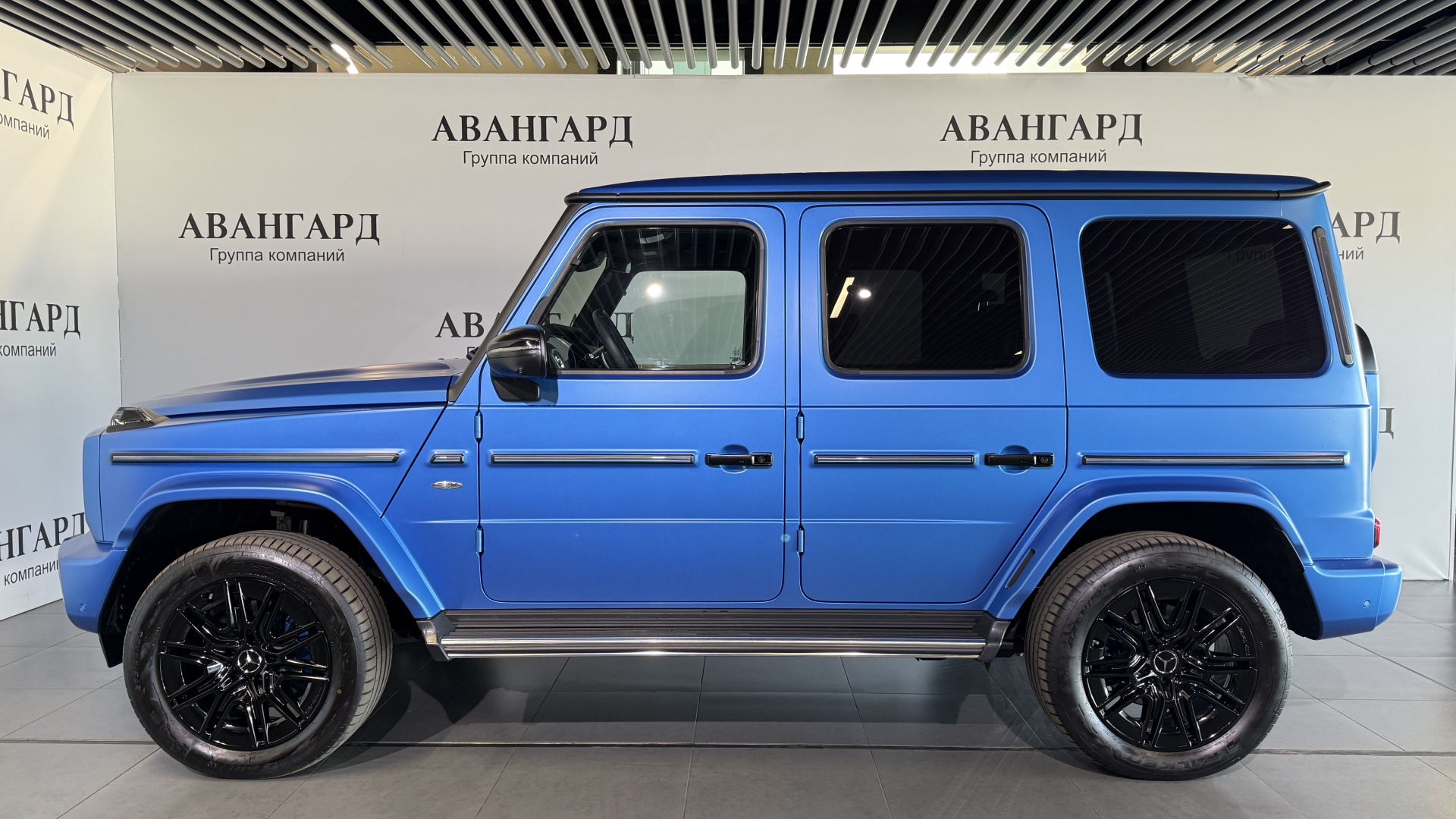 Mercedes-Benz G 580 комплектация Sport Plus двигатель 5 литра (296 л.с.) Синий