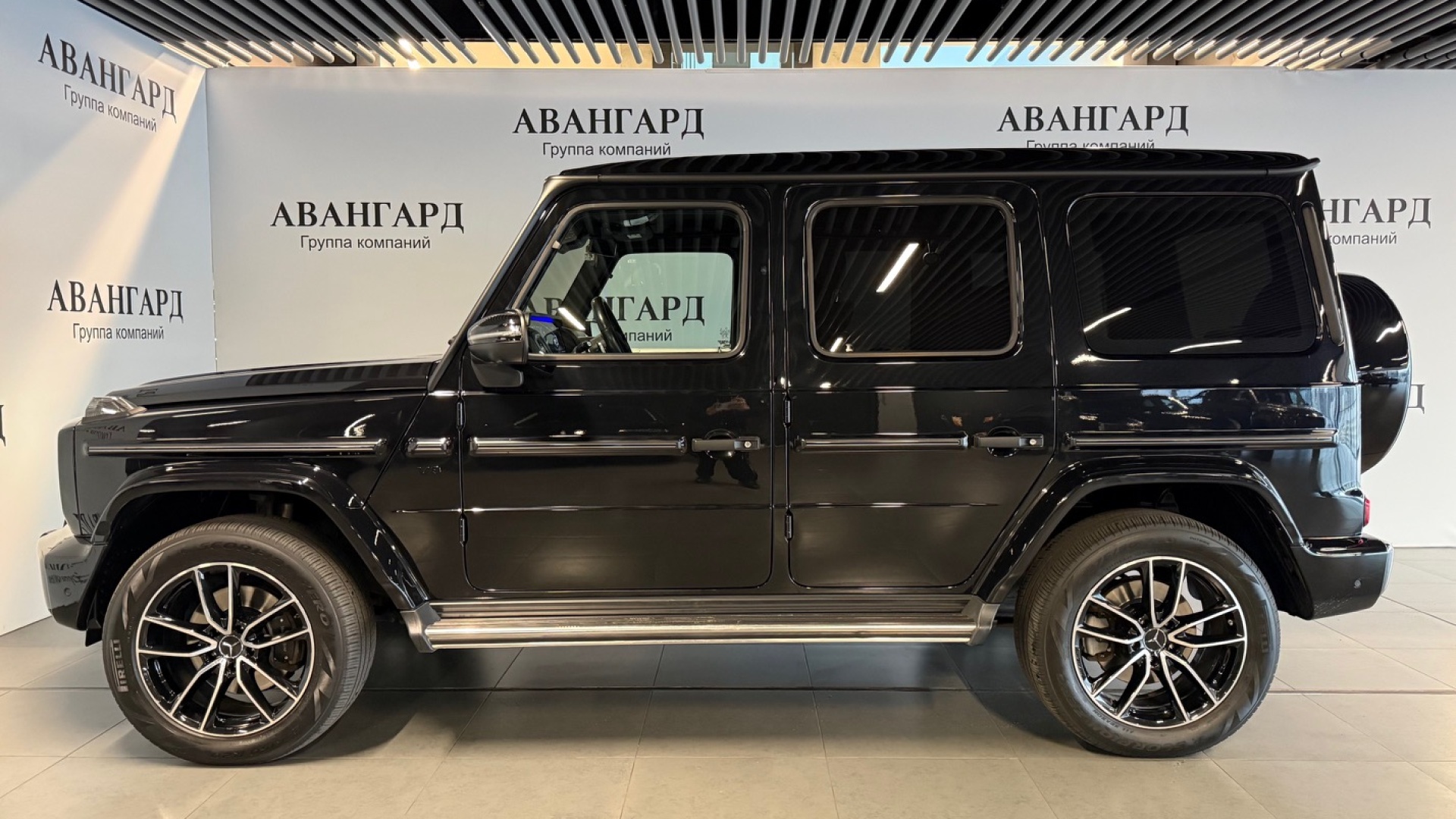 Mercedes-Benz G 500 двигатель 4 литра (422 л.с.) Черный