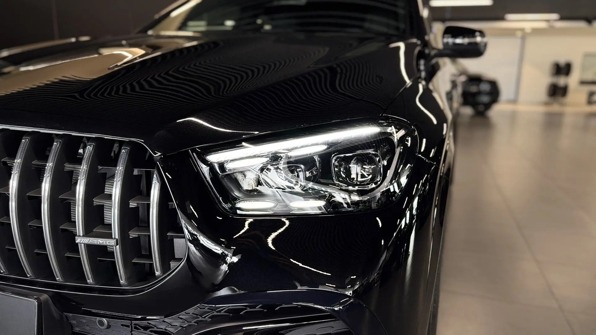 Mercedes-Benz AMG GLE 53 4MATIC+ купе двигатель 3 литра (435 л.с.) Черный