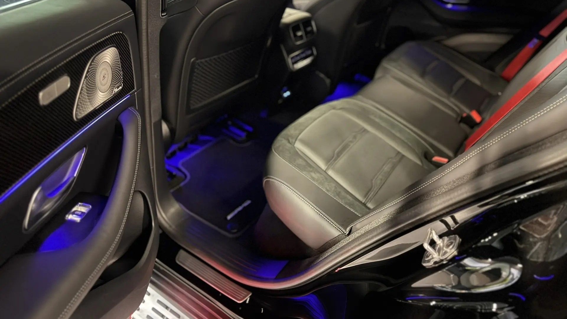 Mercedes-Benz AMG GLE 53 4MATIC+ купе двигатель 3 литра (435 л.с.) Черный