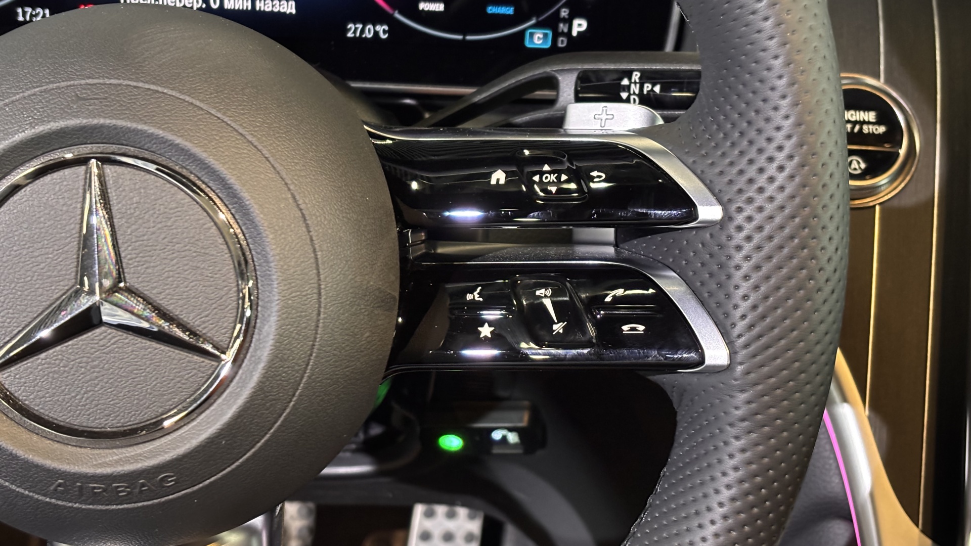 Mercedes-Benz GLC 300 4MATIC комплектация Sport Plus двигатель 2 литра (258 л.с.) Черный