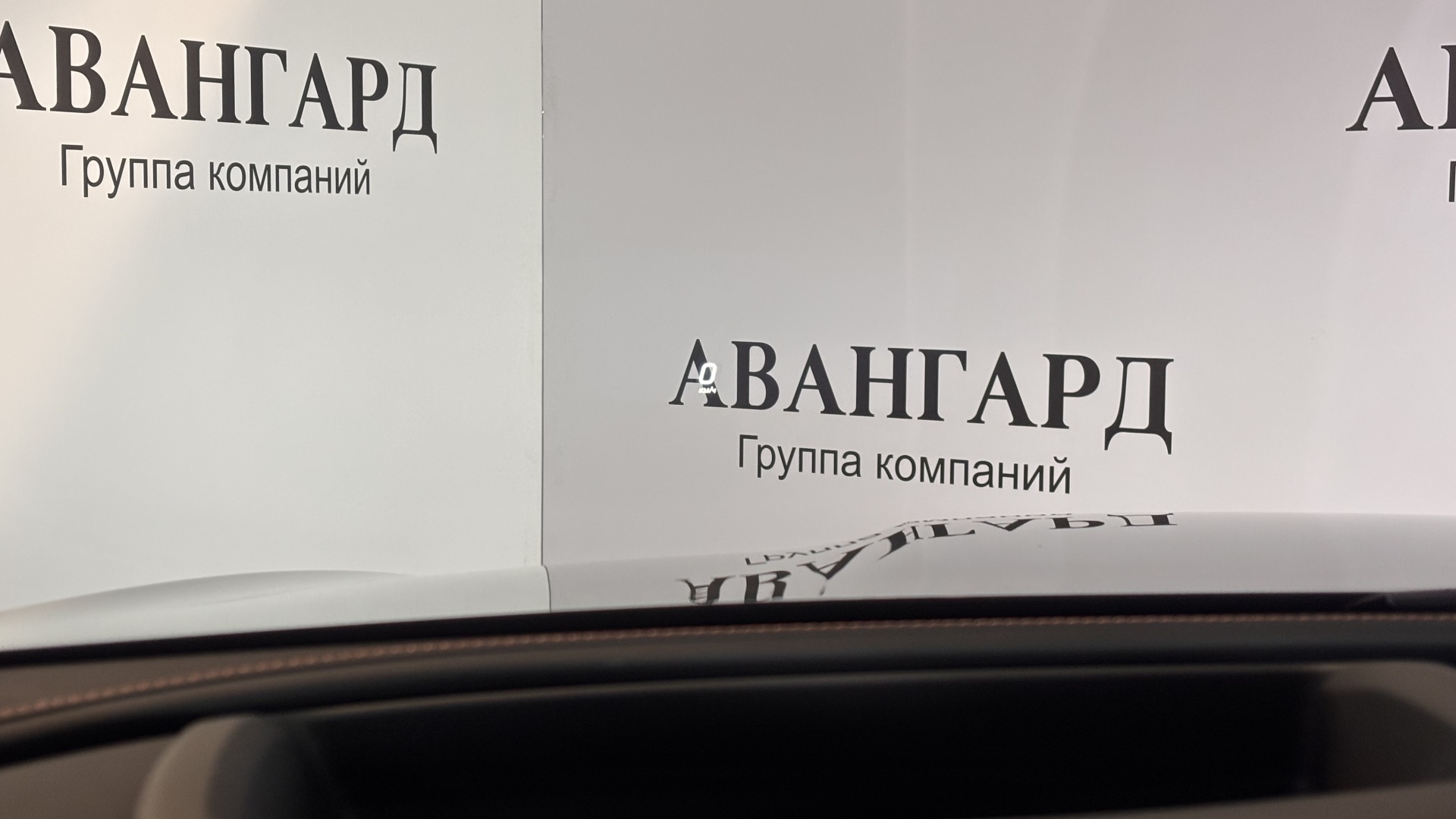 Mercedes-Benz GLC 300 4MATIC комплектация Sport Plus двигатель 2 литра (258 л.с.) Черный