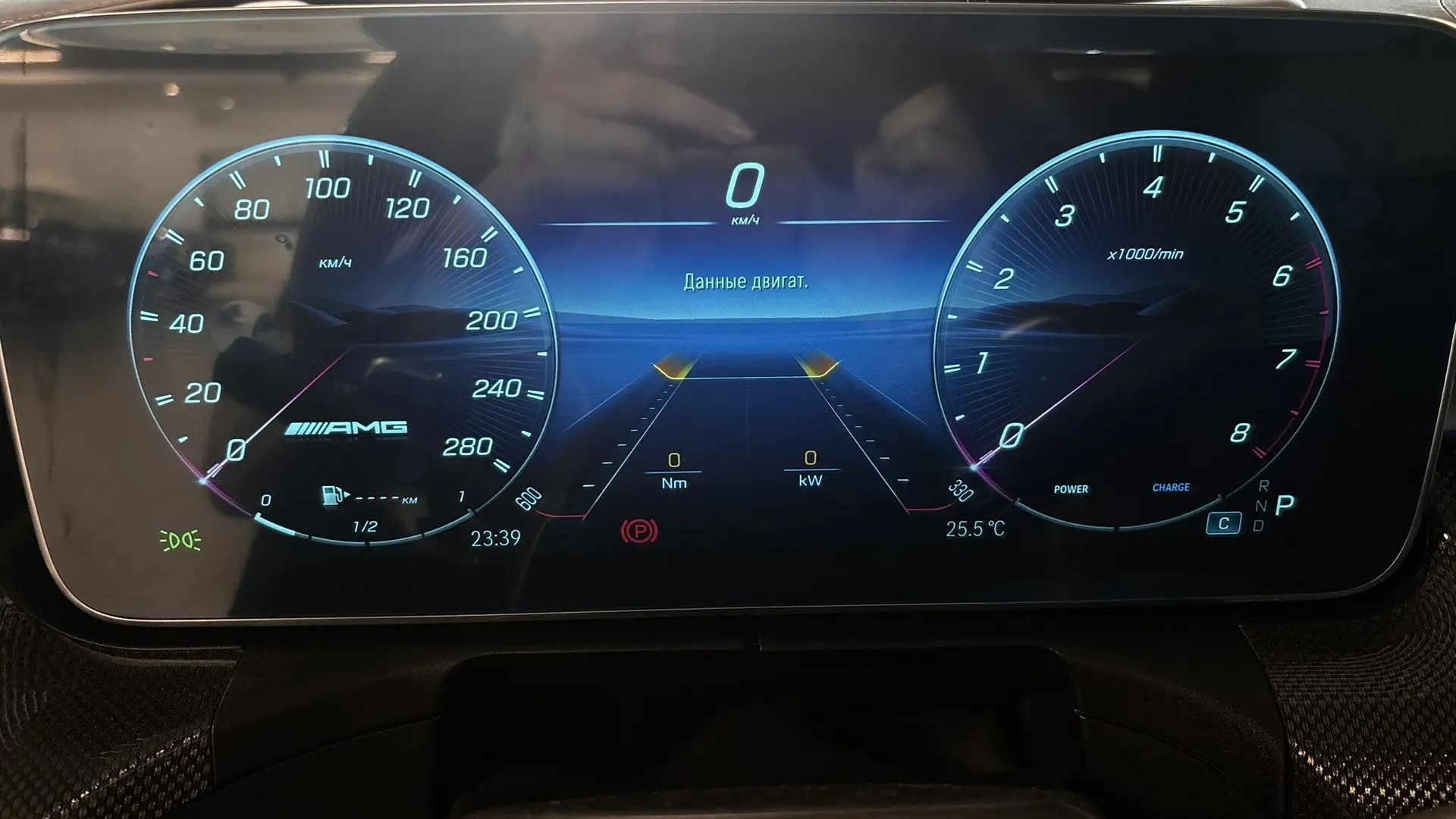 Mercedes-Benz AMG CLE 53 4MATIC+ купе двигатель 3 литра (449 л.с.) Черный