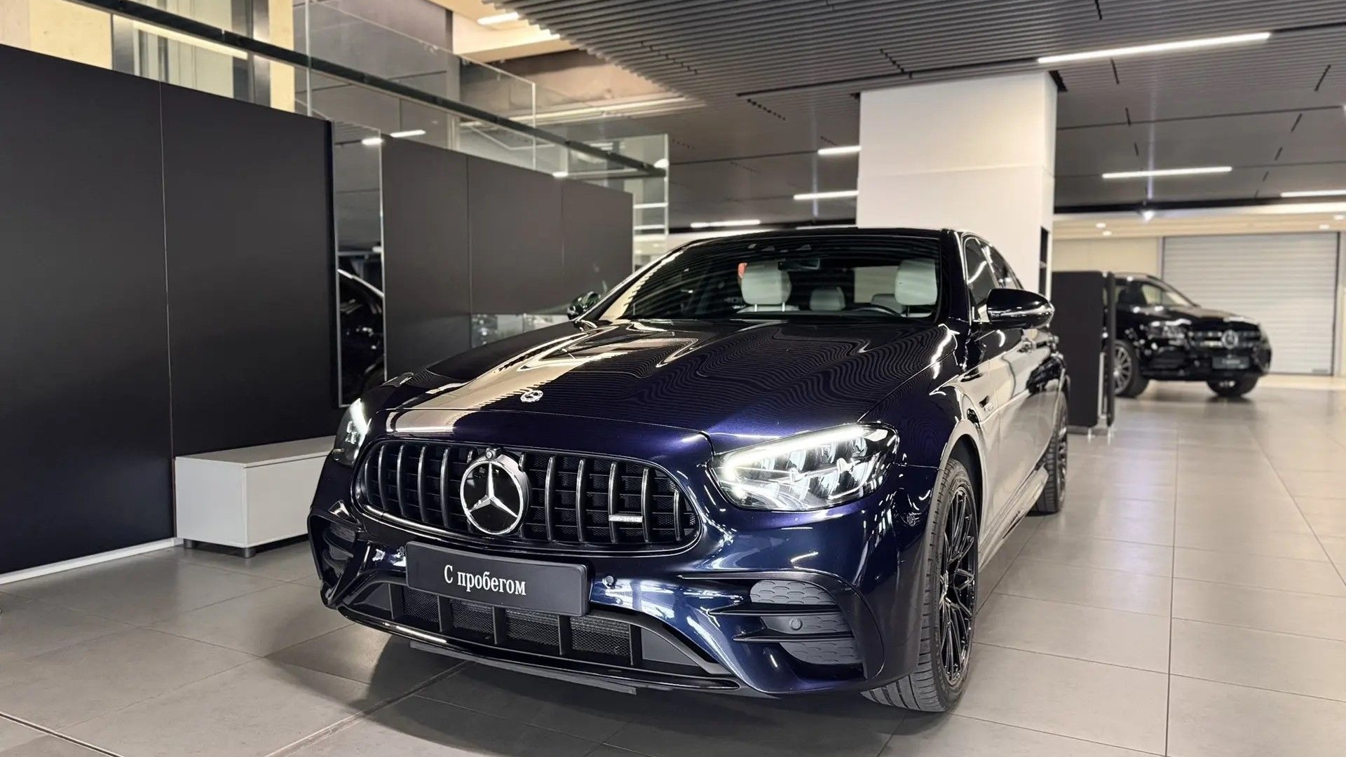 Mercedes-Benz AMG E 53 4MATIC двигатель 3 литра (435 л.с.) Синий