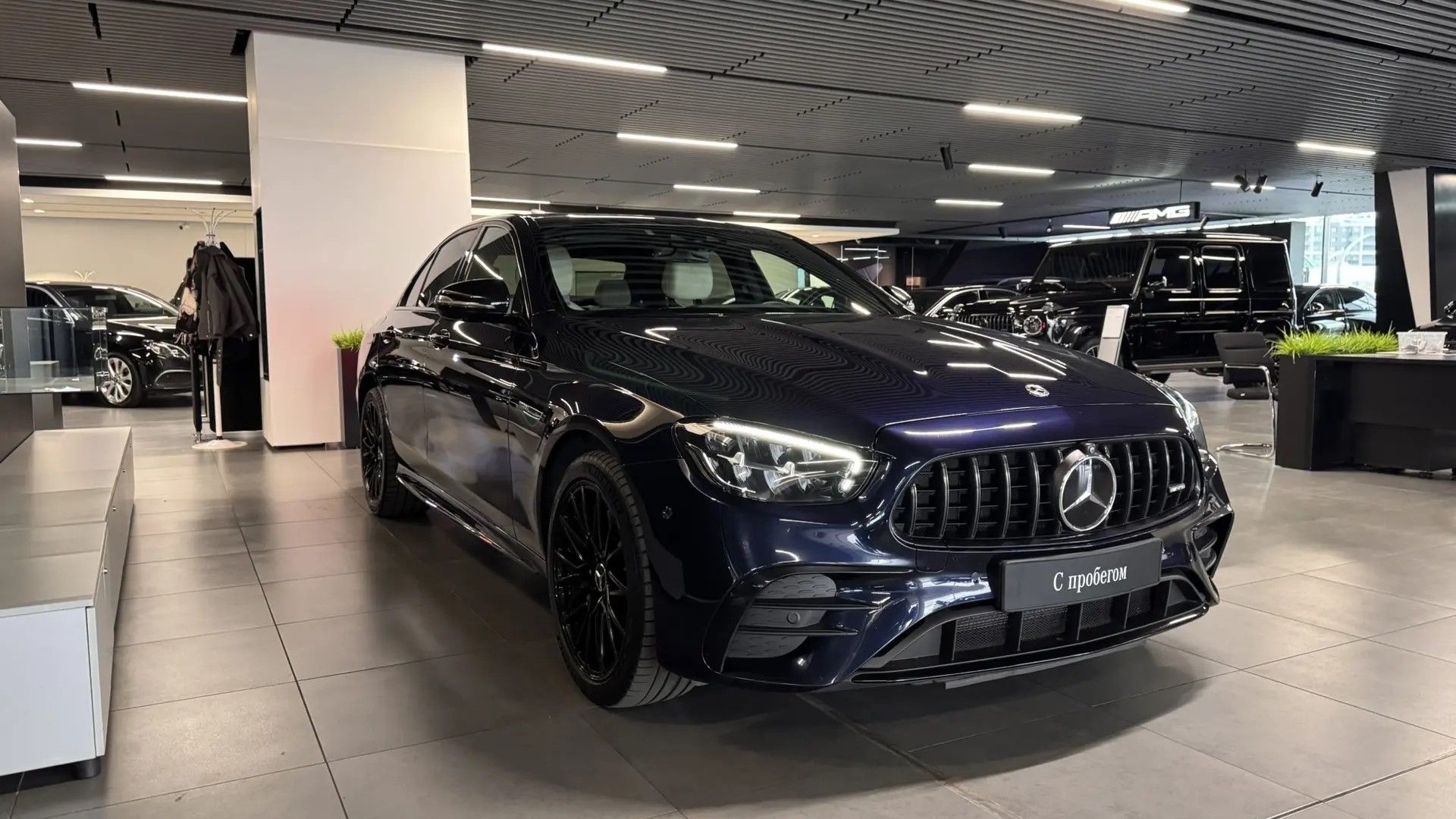 Mercedes-Benz AMG E 53 4MATIC двигатель 3 литра (435 л.с.) Синий