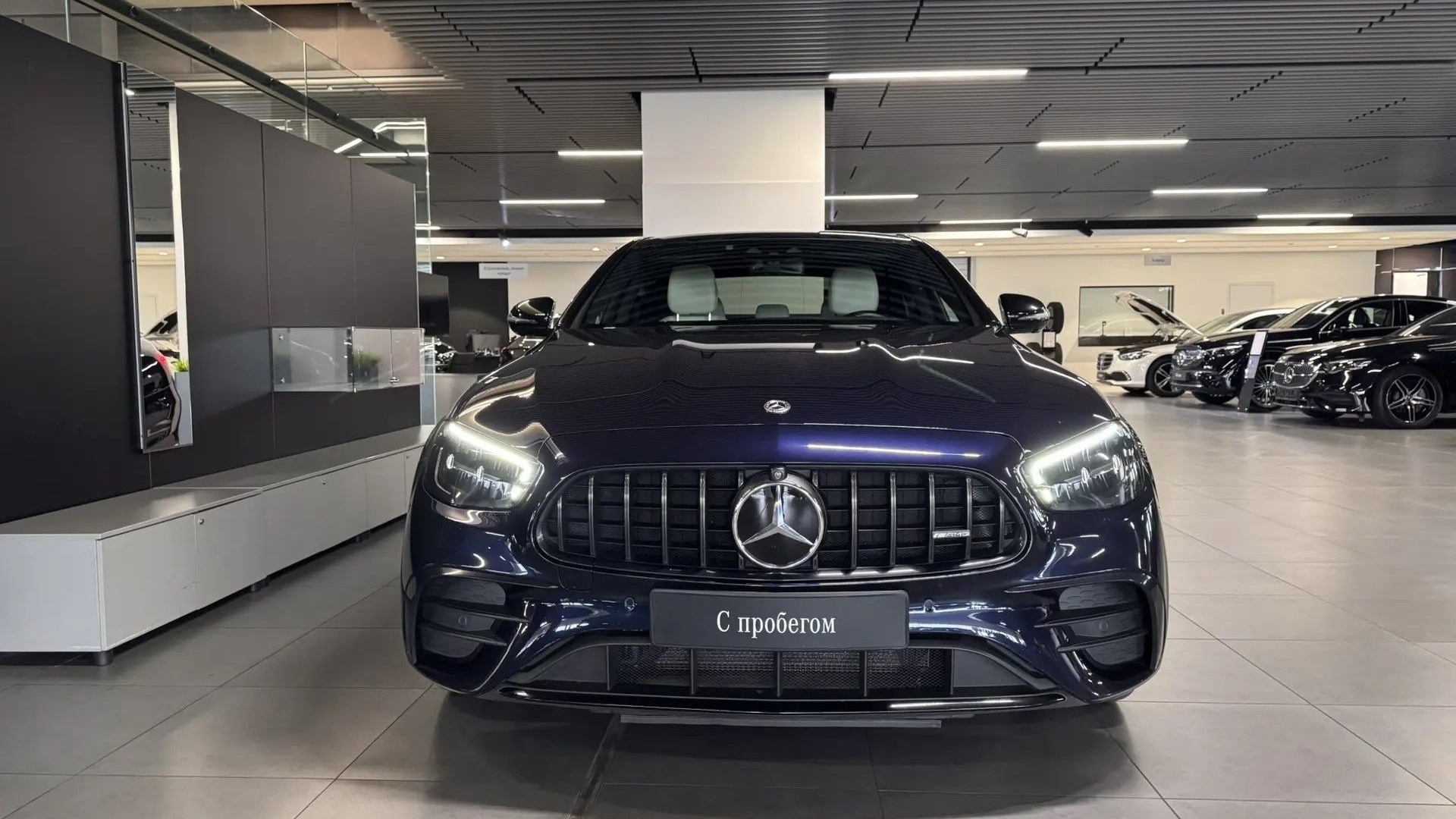 Mercedes-Benz AMG E 53 4MATIC двигатель 3 литра (435 л.с.) Синий