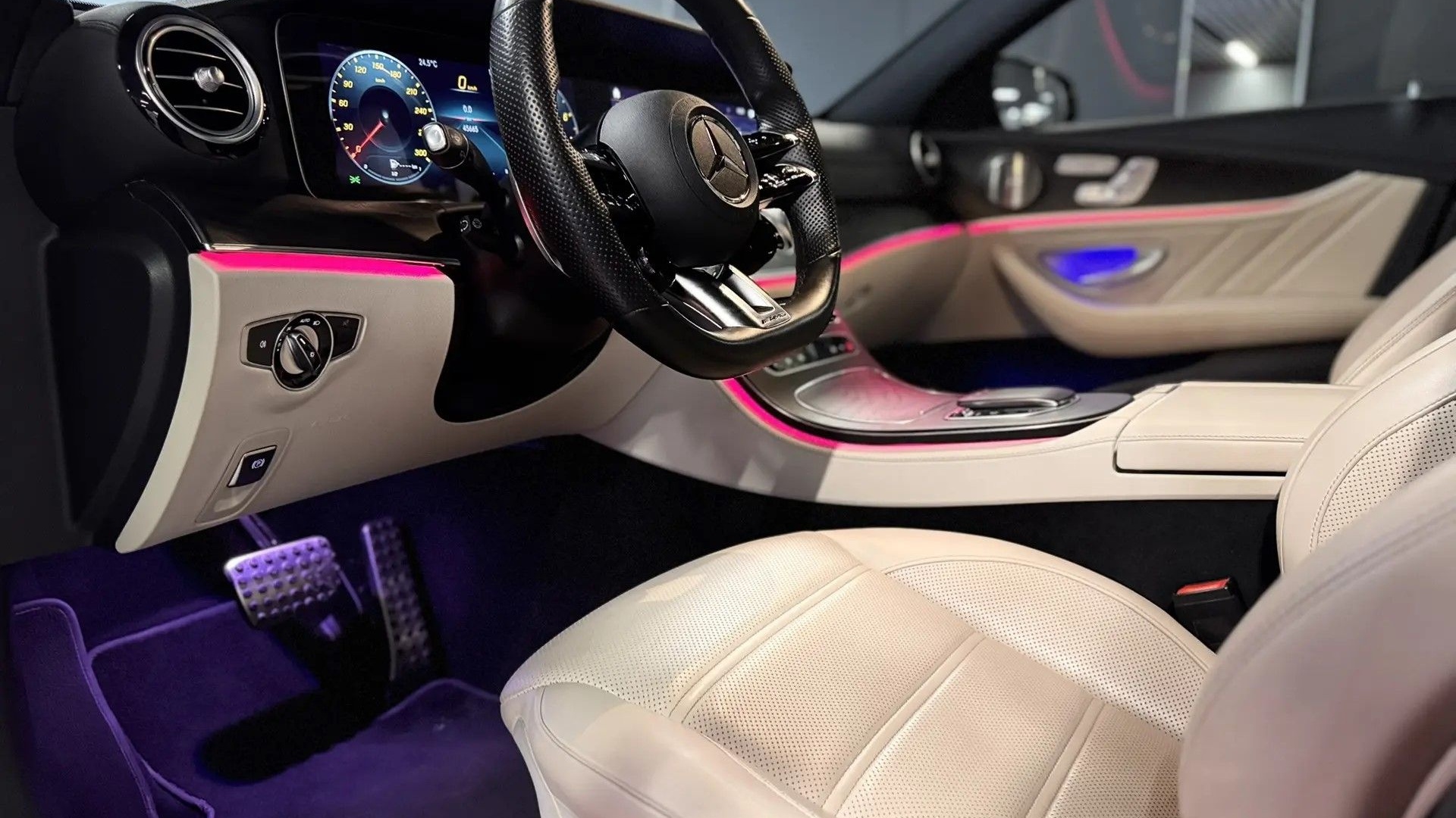 Mercedes-Benz AMG E 53 4MATIC двигатель 3 литра (435 л.с.) Синий