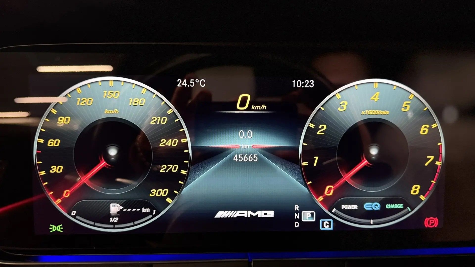 Mercedes-Benz AMG E 53 4MATIC двигатель 3 литра (435 л.с.) Синий