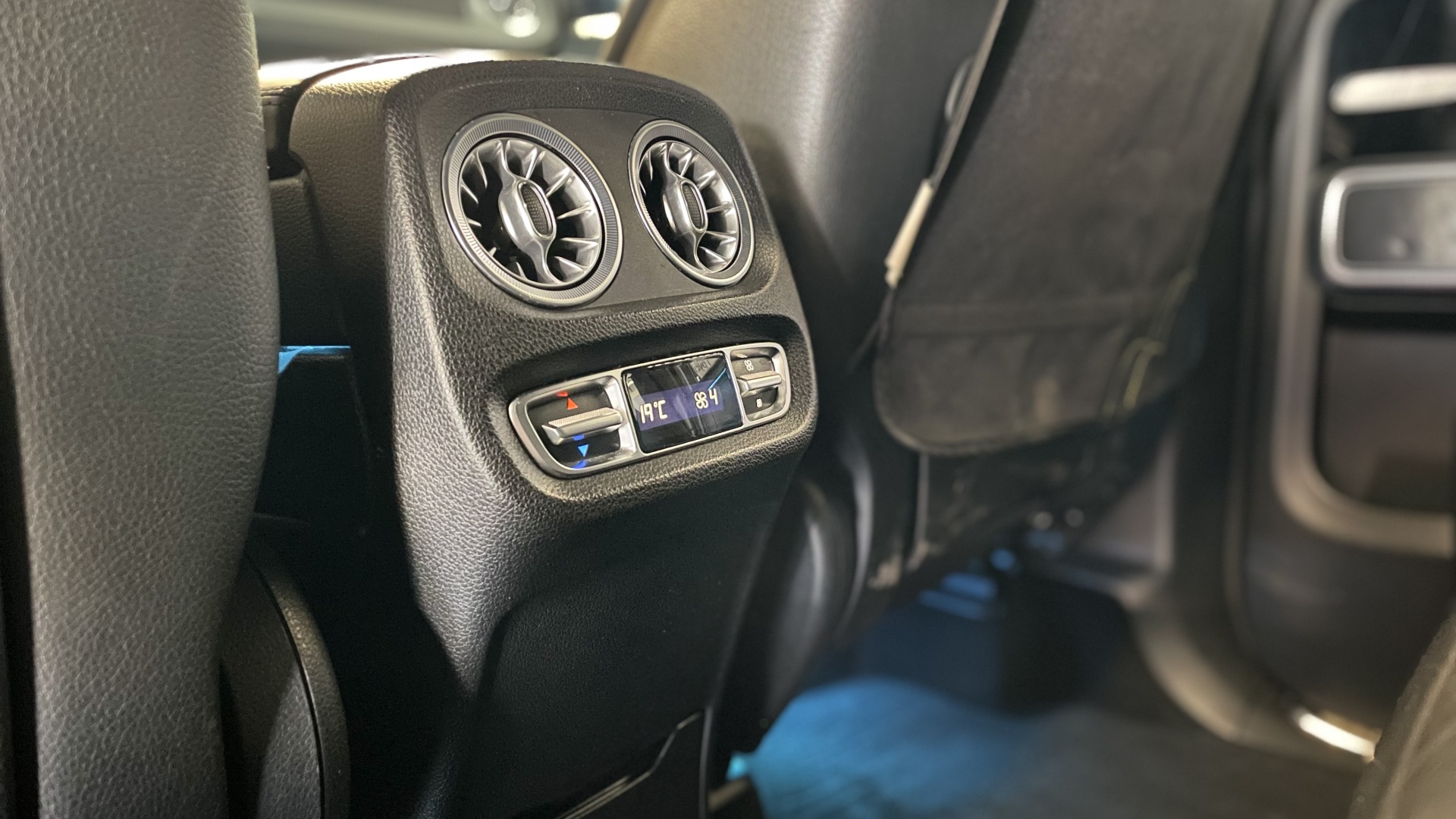 Mercedes-Benz G 500 двигатель 4 литра (422 л.с.) Синий