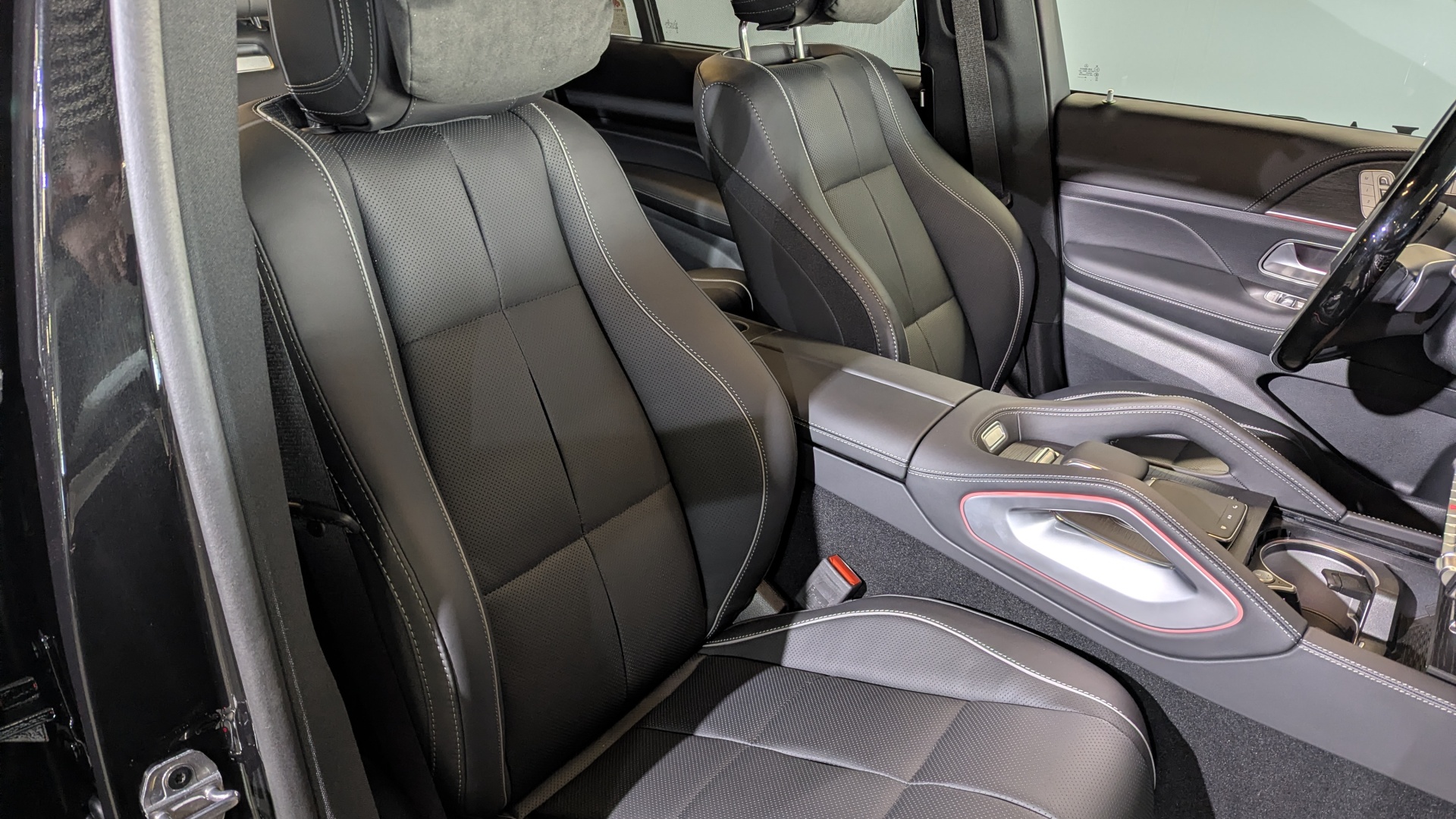 Mercedes-Benz GLS 450 4MATIC двигатель 3 литра (380 л.с.) Черный