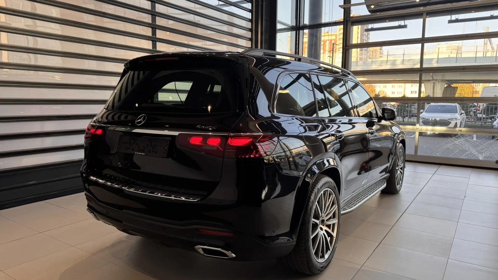 Mercedes-Benz GLS 450 d 4MATIC двигатель 3 литра (367 л.с.) Черный