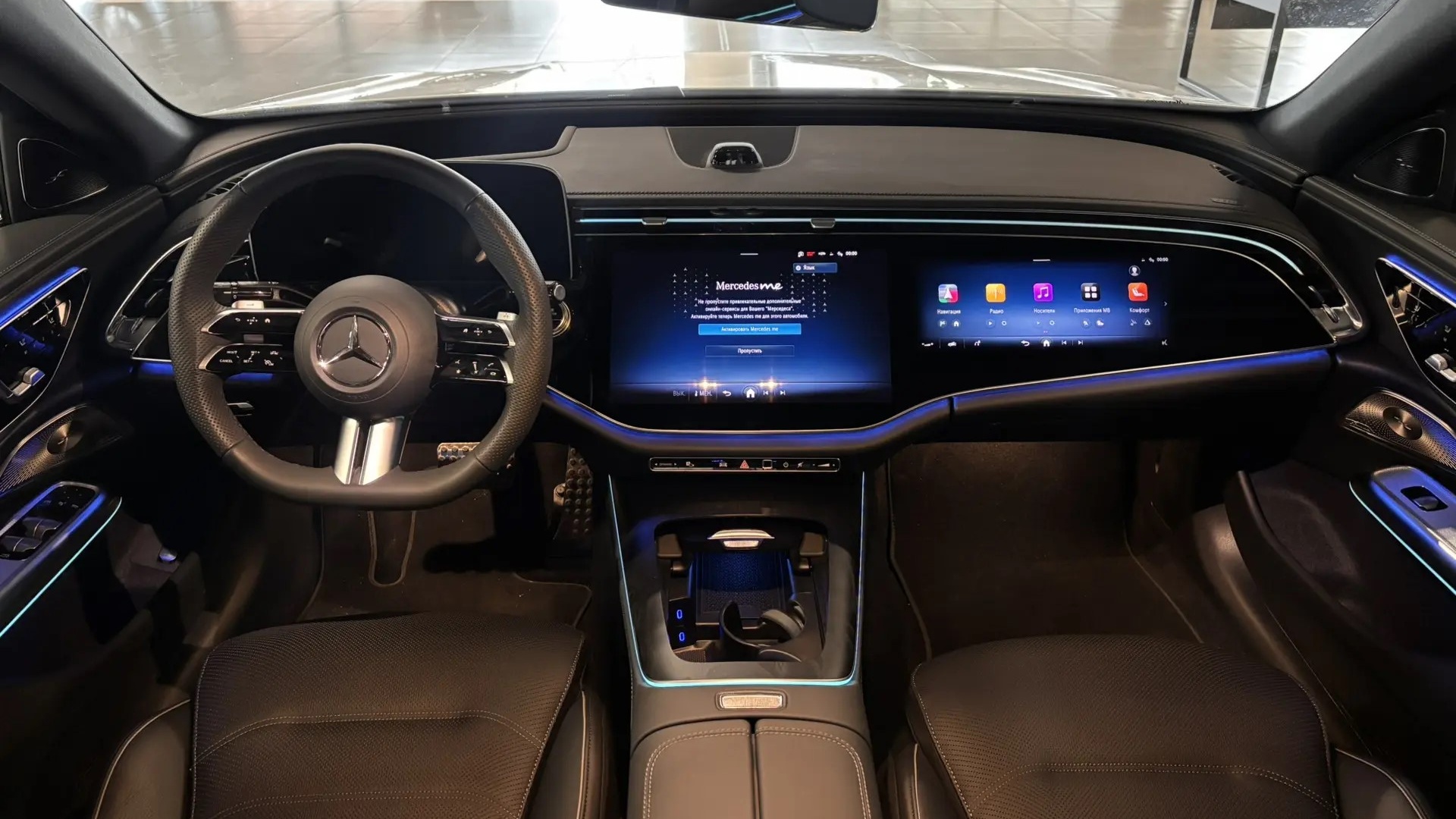 Mercedes-Benz E300 4MATIC комплектация Sport Plus двигатель 2 литра (258 л.с.) Белый