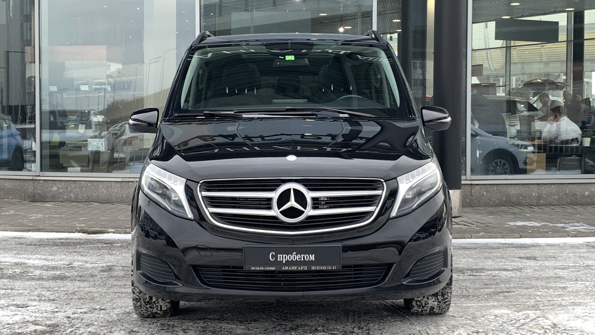Mercedes-Benz комплектация Business двигатель 2.1 литра (190 л.с.) Черный