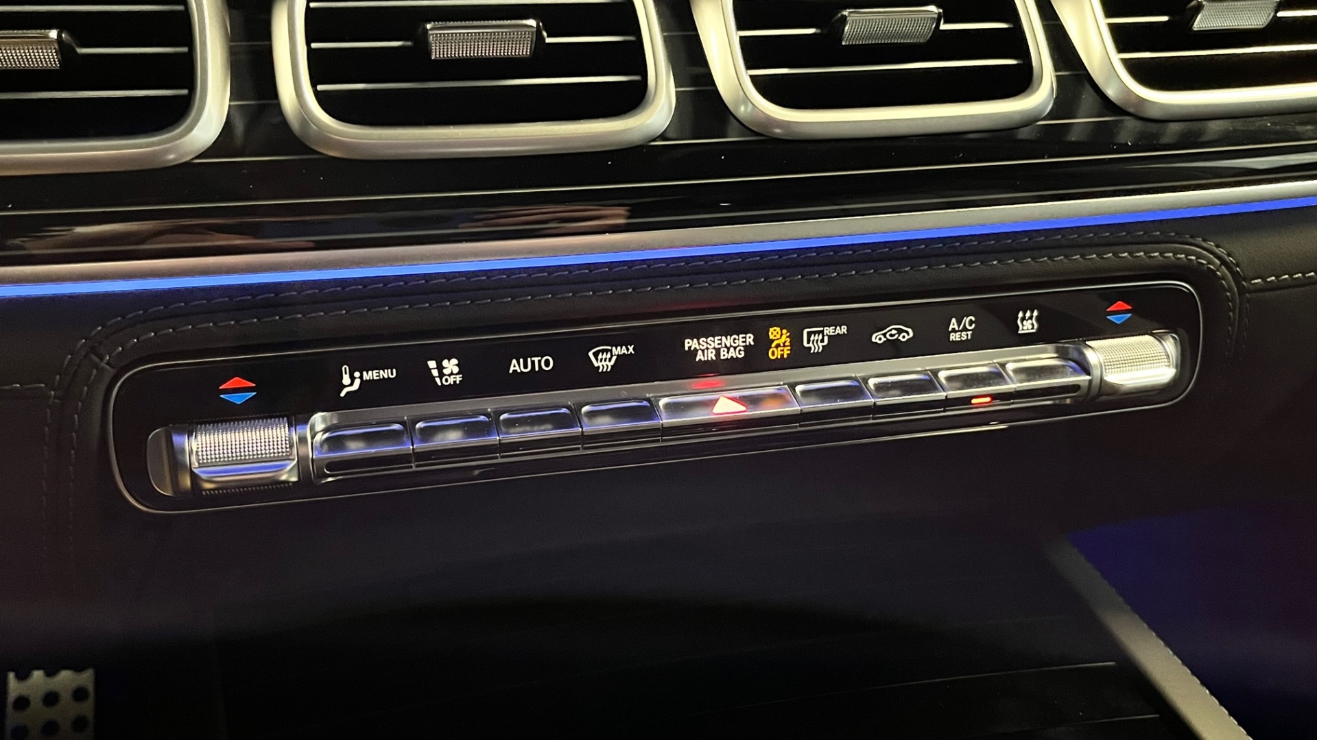 Mercedes-Benz GLS 450 d 4MATIC двигатель 3 литра (367 л.с.) Черный
