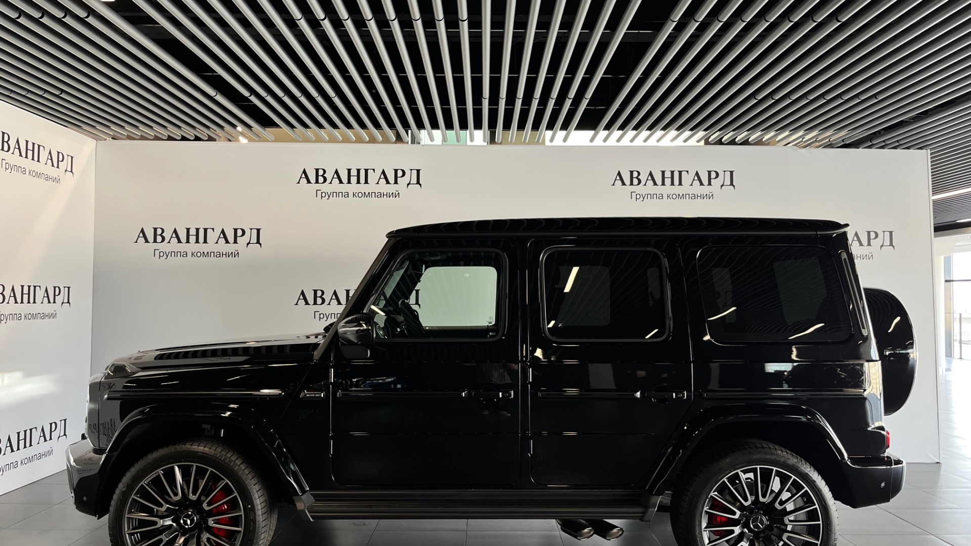 Mercedes-Benz AMG G 63 двигатель 4 литра (585 л.с.) Черный