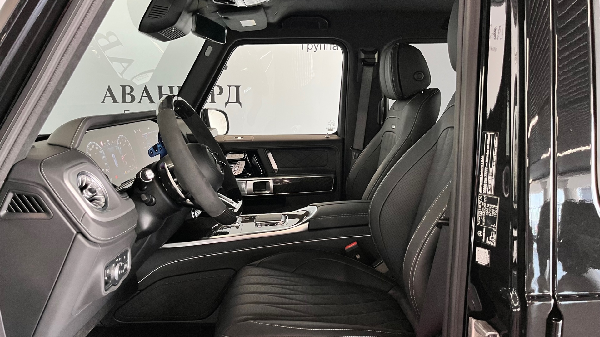 Mercedes-Benz AMG G 63 двигатель 4 литра (585 л.с.) Черный