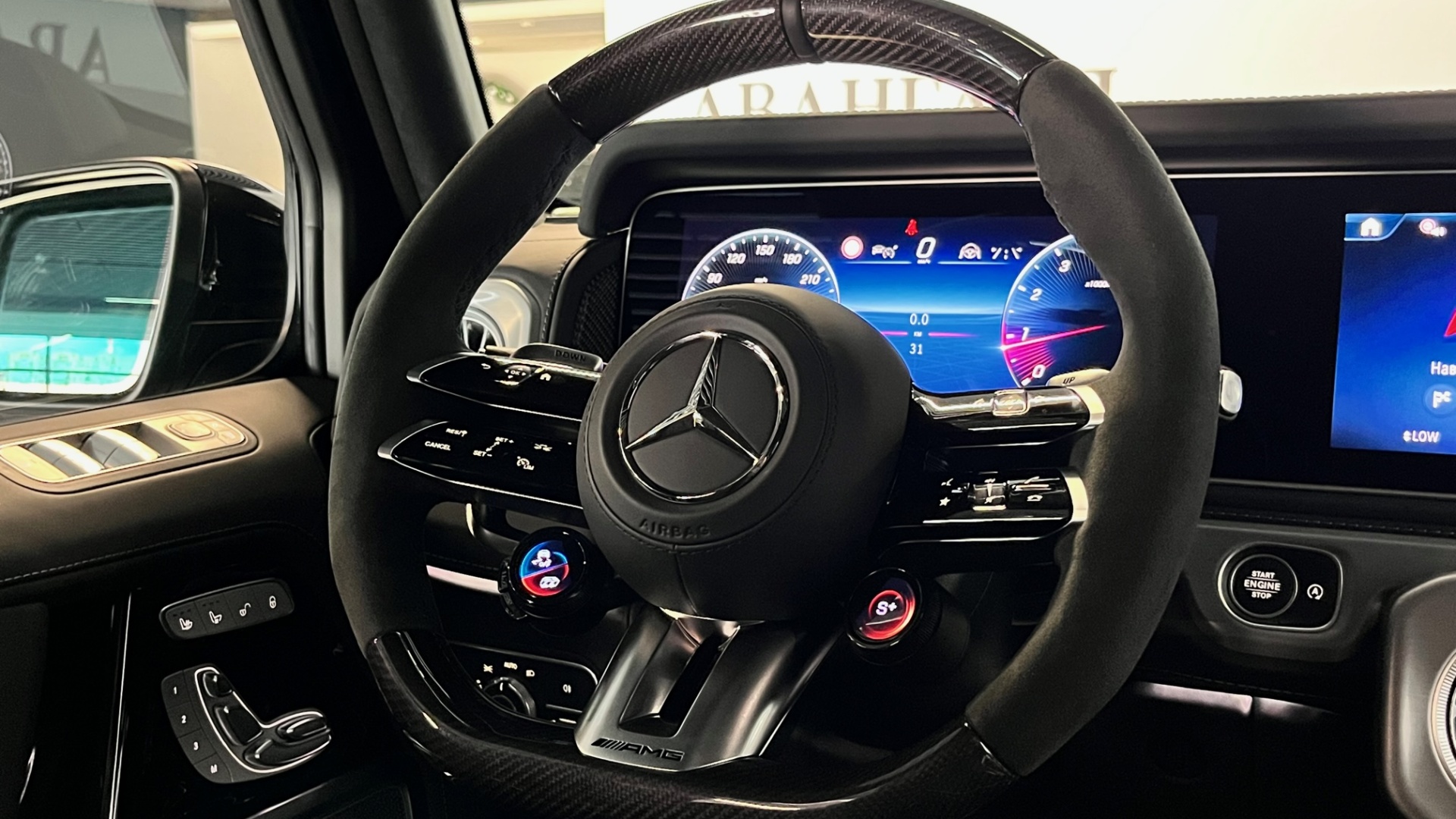 Mercedes-Benz AMG G 63 двигатель 4 литра (585 л.с.) Черный
