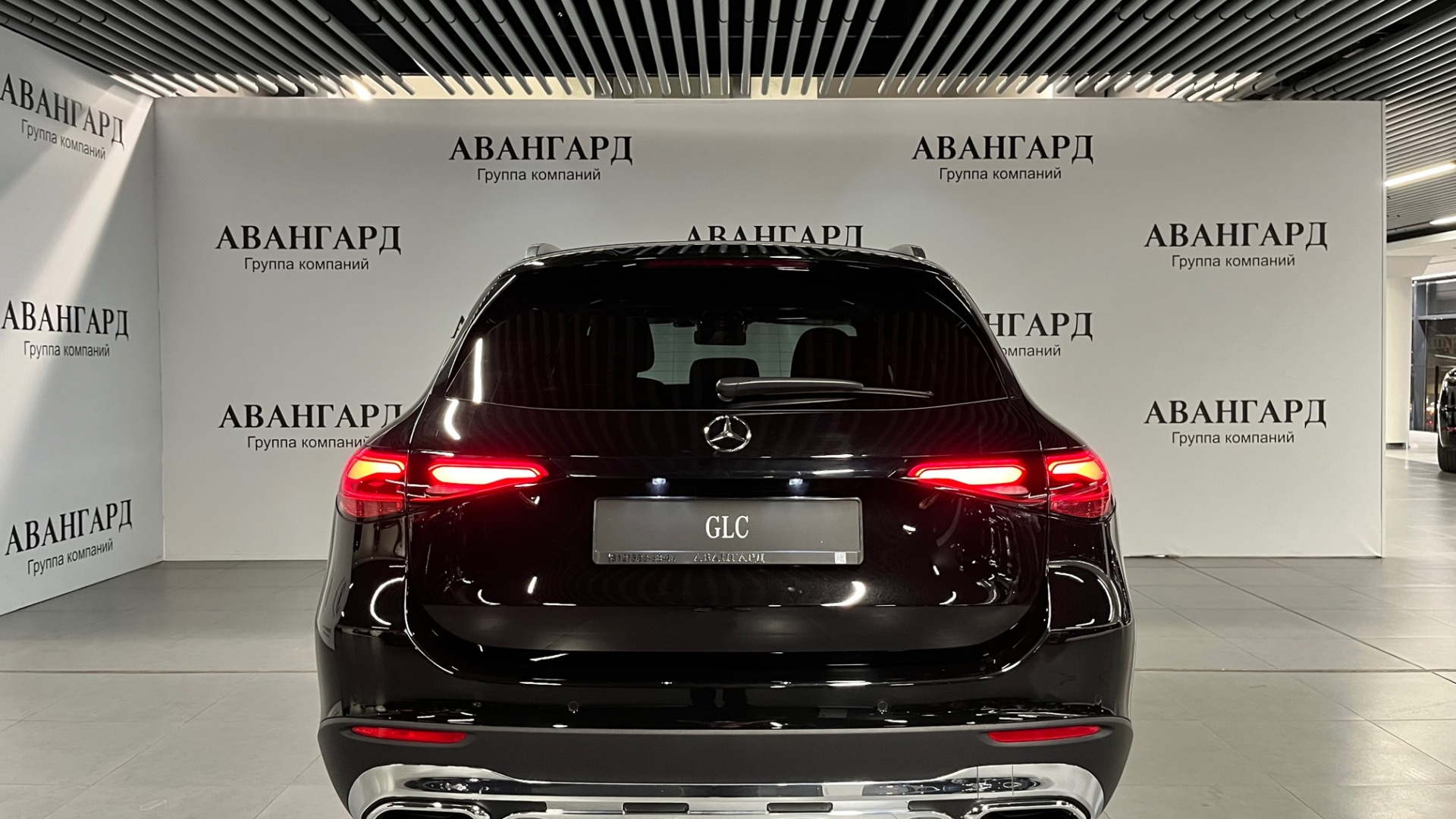 Mercedes-Benz GLC 220 d 4MATIC комплектация Sport Plus двигатель 2 литра (197 л.с.) Черный