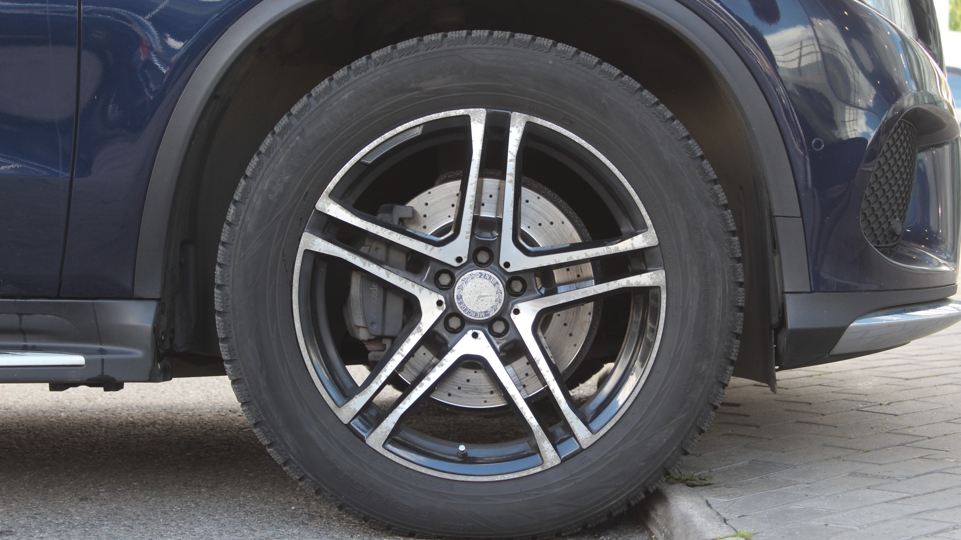 Mercedes-Benz GLE 350 d 4MATIC купе комплектация ОС двигатель 3 литра (249 л.с.) Синий