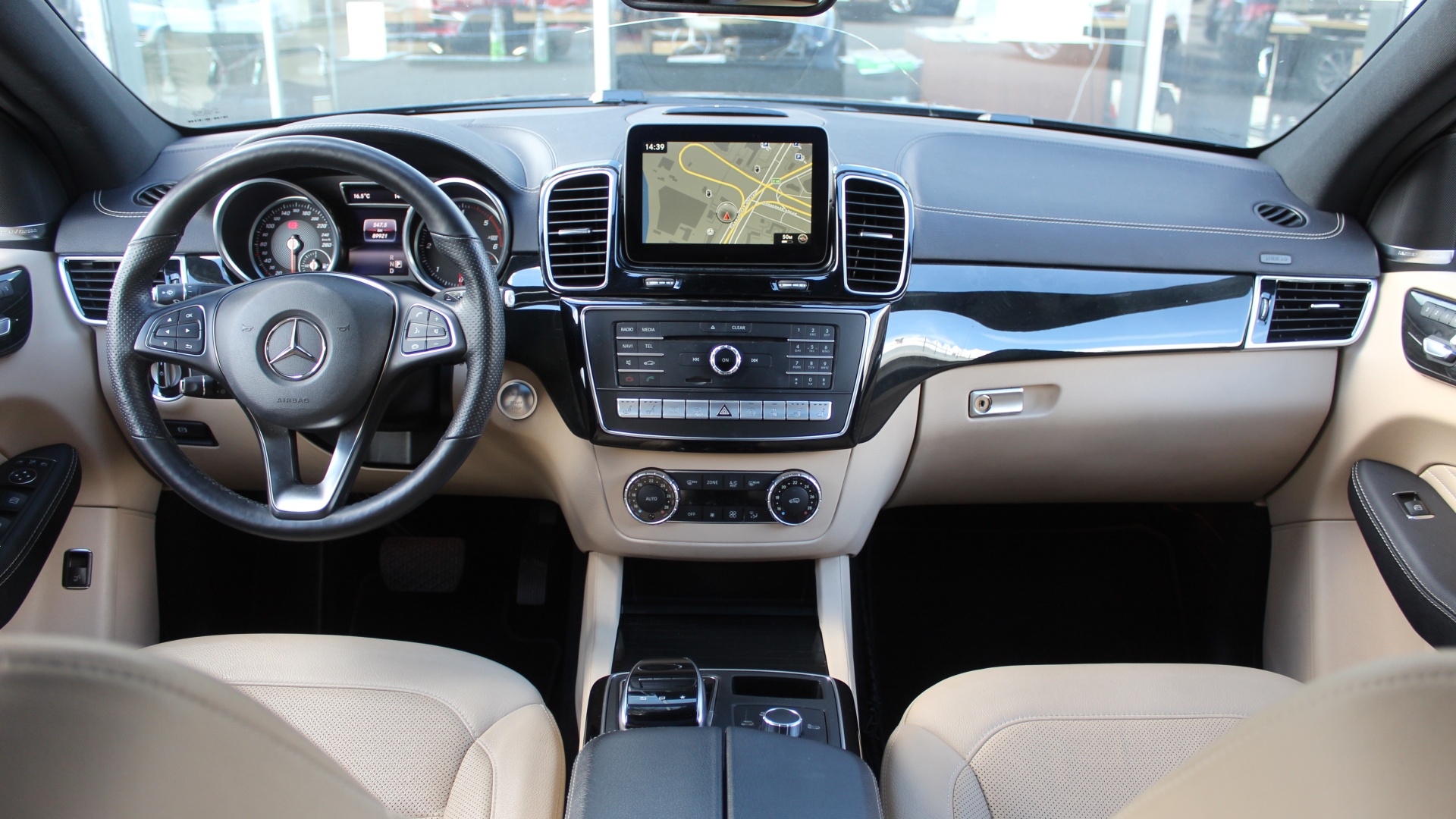 Mercedes-Benz GLE 350 d 4MATIC купе комплектация ОС двигатель 3 литра (249 л.с.) Синий