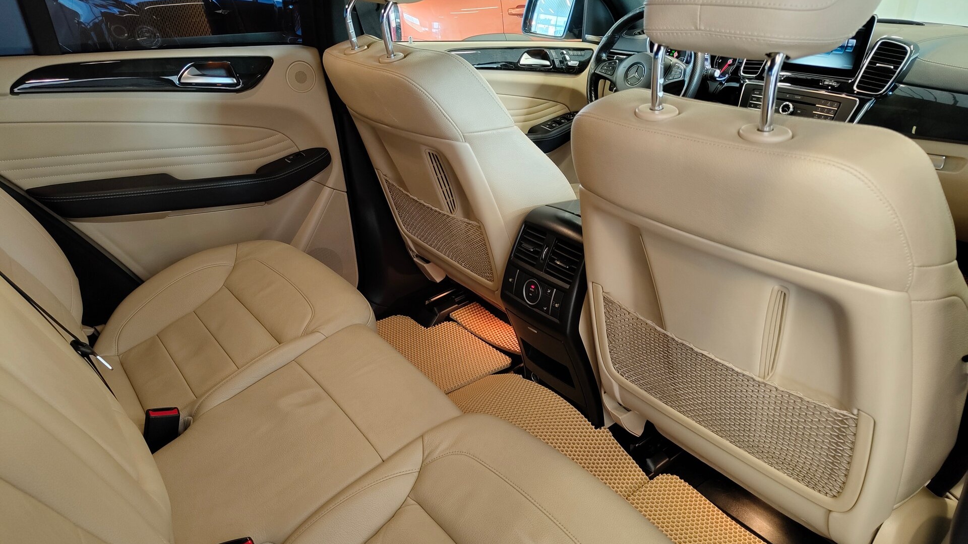 Mercedes-Benz GLE 350 d 4MATIC купе комплектация ОС двигатель 3 литра (249 л.с.) Синий