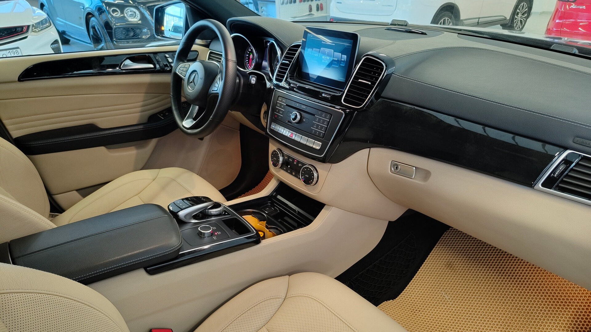Mercedes-Benz GLE 350 d 4MATIC купе комплектация ОС двигатель 3 литра (249 л.с.) Синий