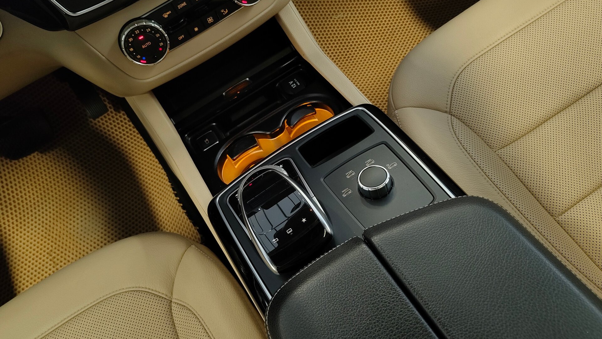 Mercedes-Benz GLE 350 d 4MATIC купе комплектация ОС двигатель 3 литра (249 л.с.) Синий