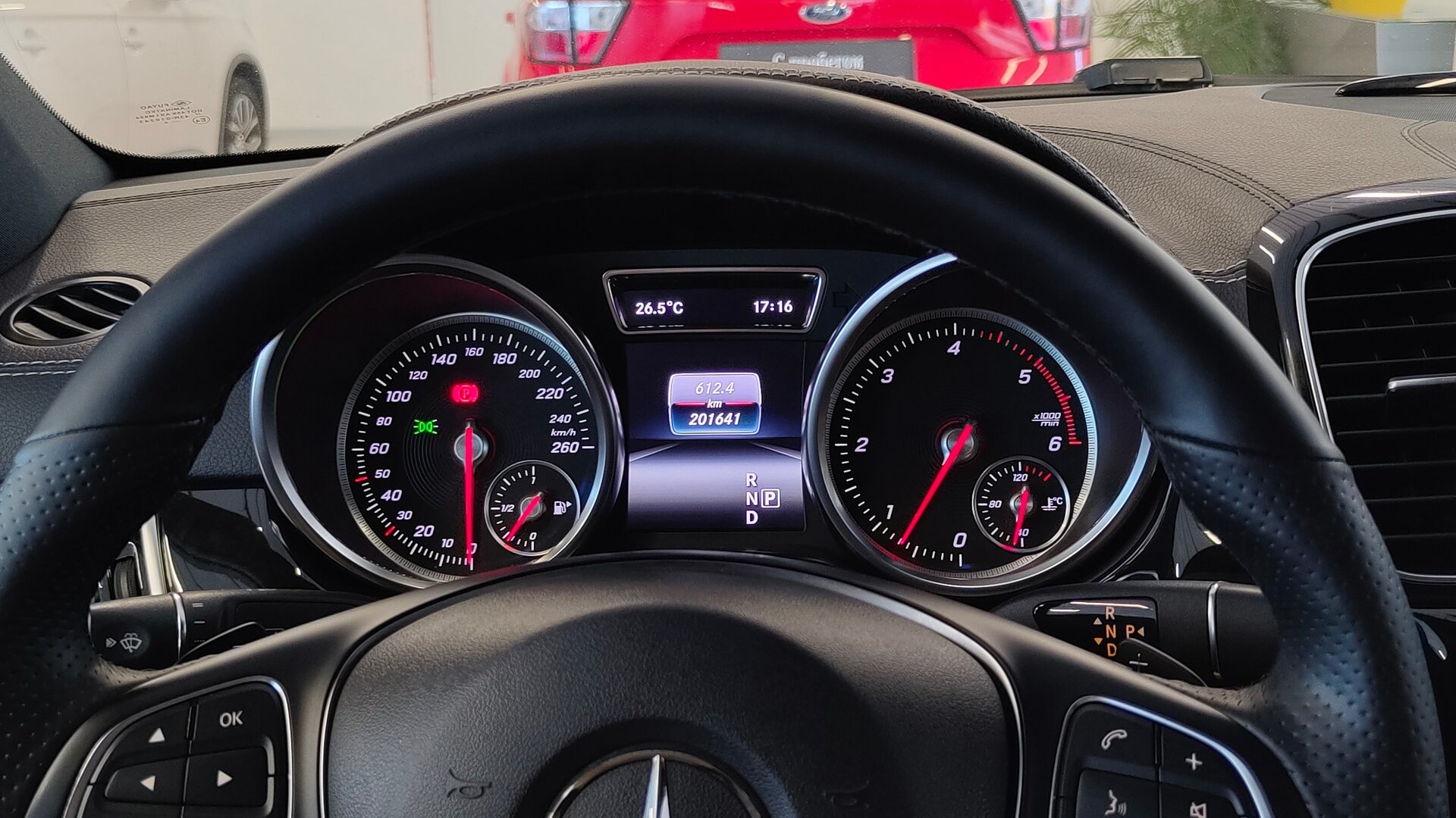 Mercedes-Benz GLE 350 d 4MATIC купе комплектация ОС двигатель 3 литра (249 л.с.) Синий