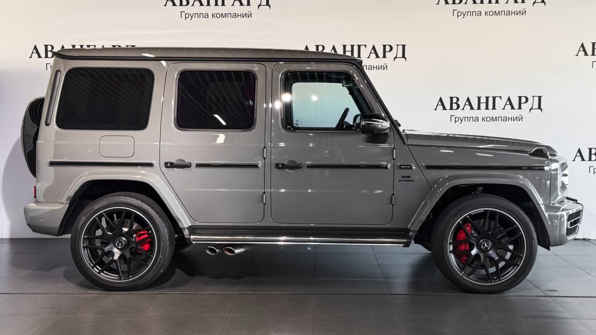 Mercedes-Benz AMG G 63 двигатель 4 литра (585 л.с.) Серый