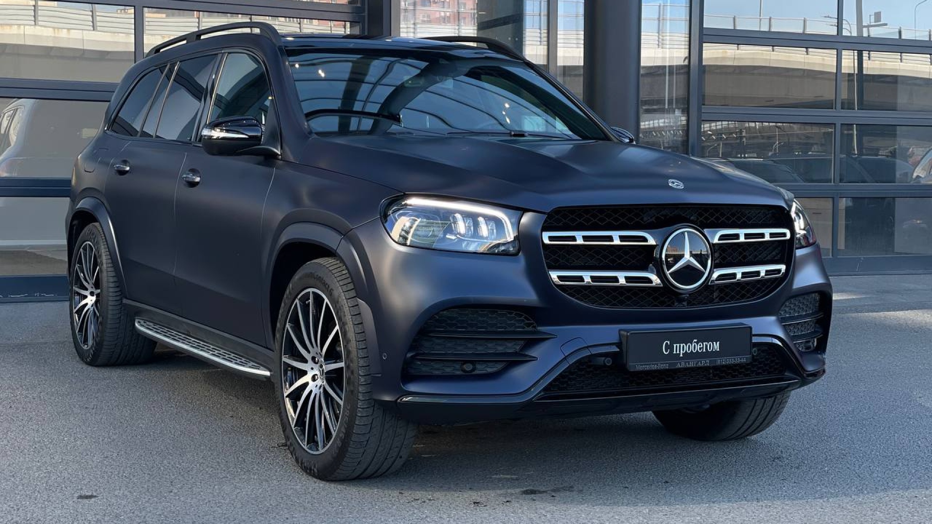 Mercedes-Benz GLS 450 4MATIC комплектация Sport двигатель 3 литра (381 л.с.) Синий