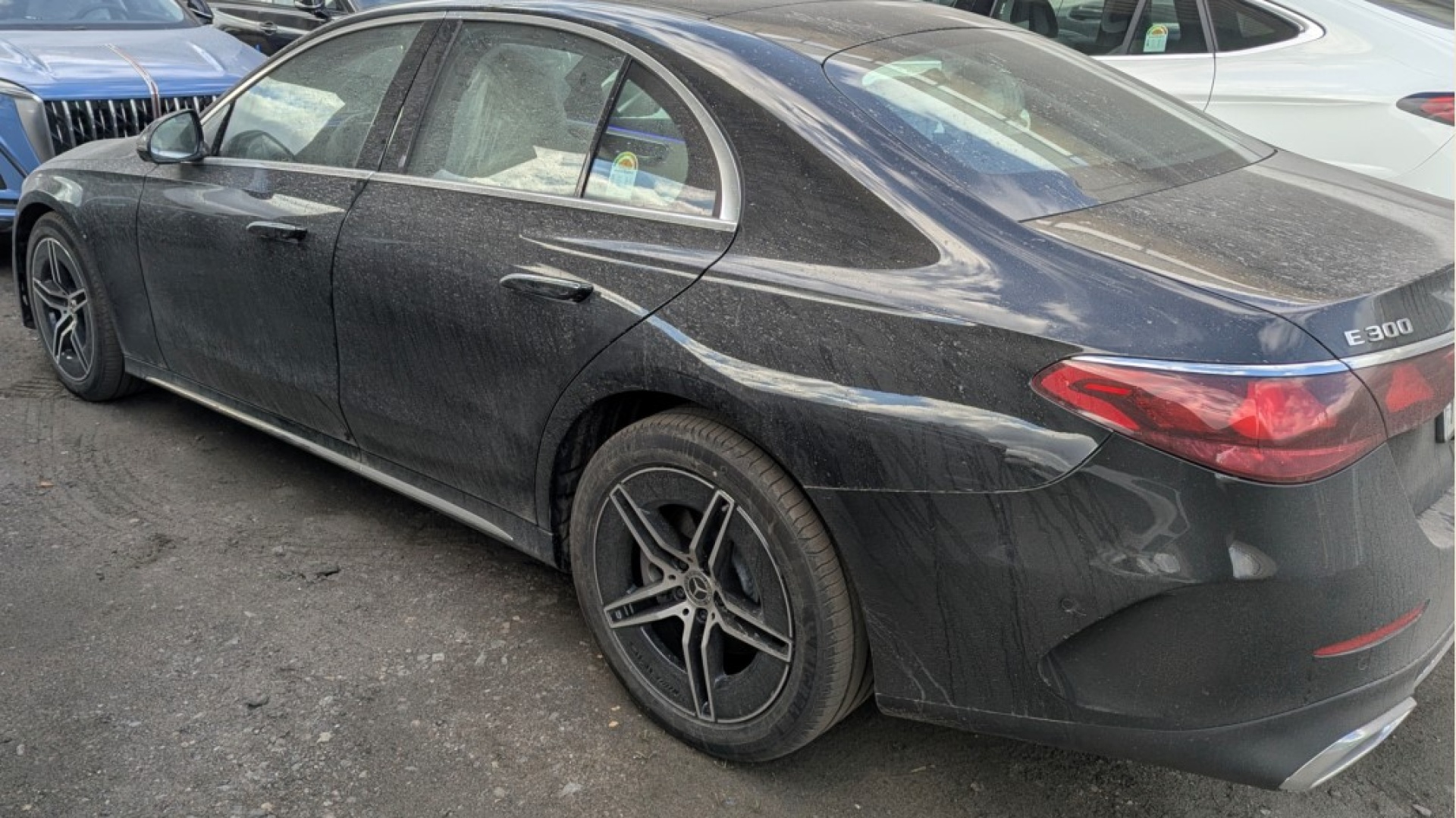 Mercedes-Benz E300 4MATIC комплектация Sport Plus двигатель 2 литра (258 л.с.) Черный