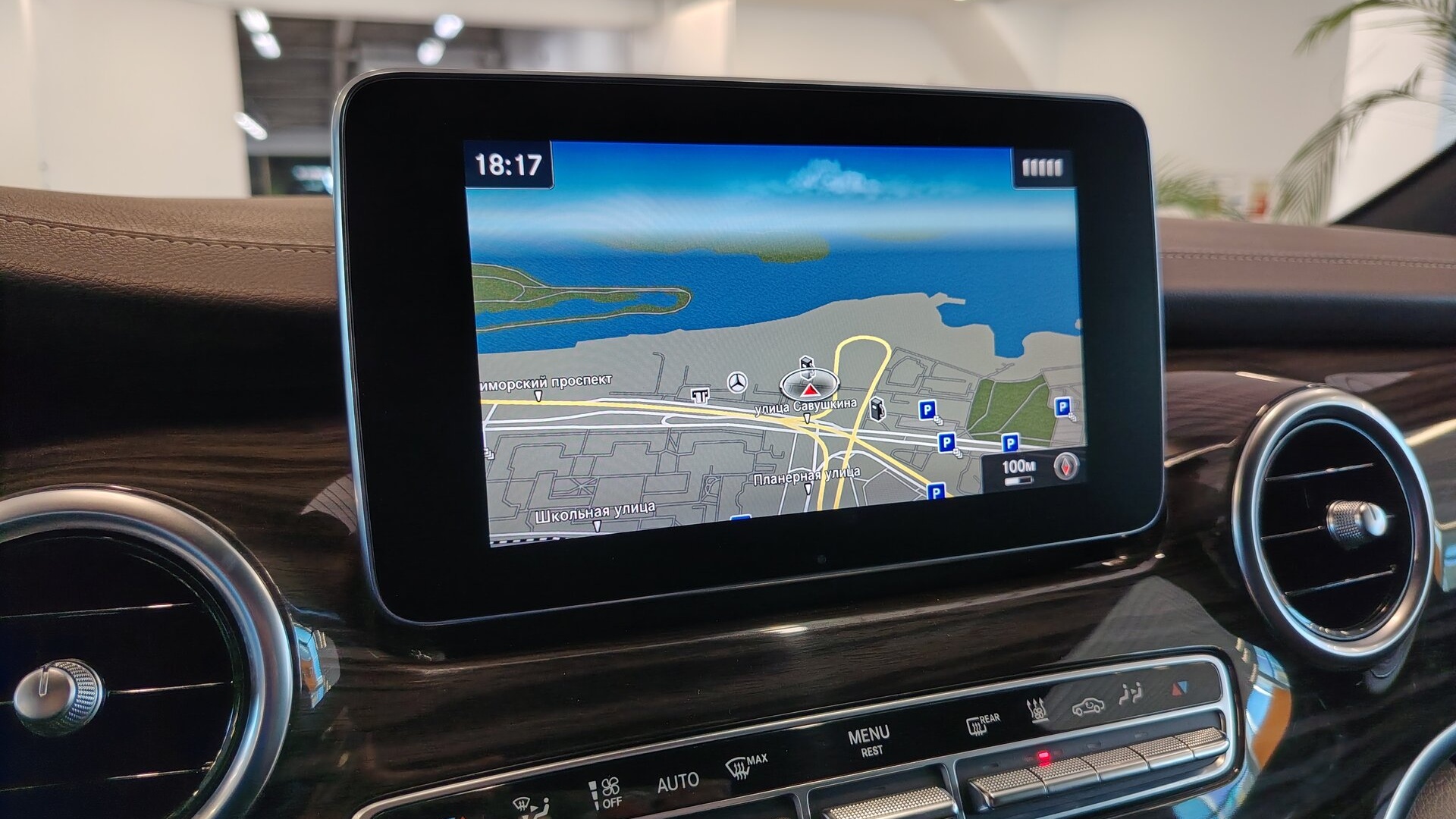 Mercedes-Benz двигатель 2.1 литра (190 л.с.) Черный