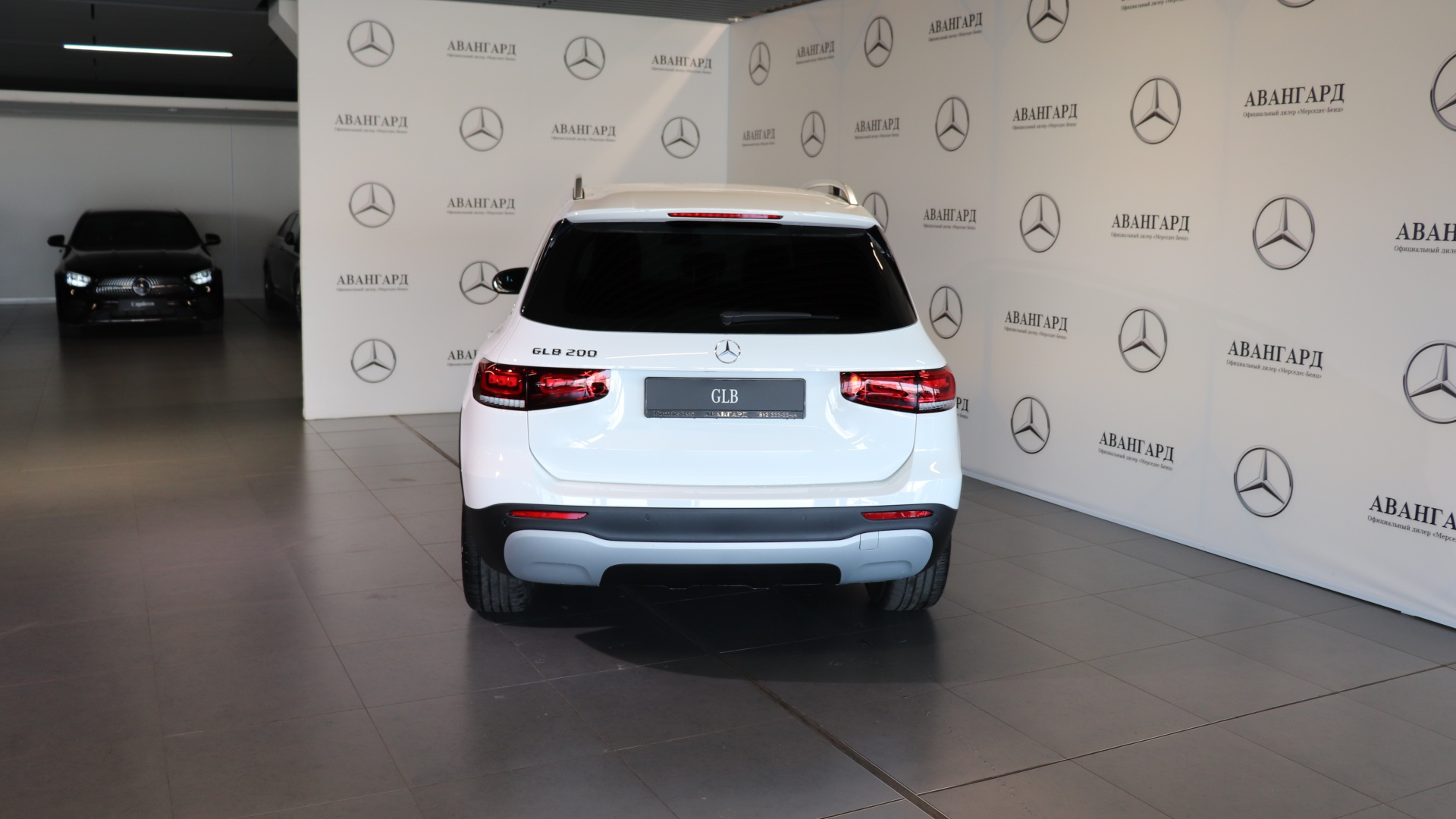 Mercedes-Benz GLB 200 комплектация Style двигатель 1.3 литра (150 л.с.) Белый