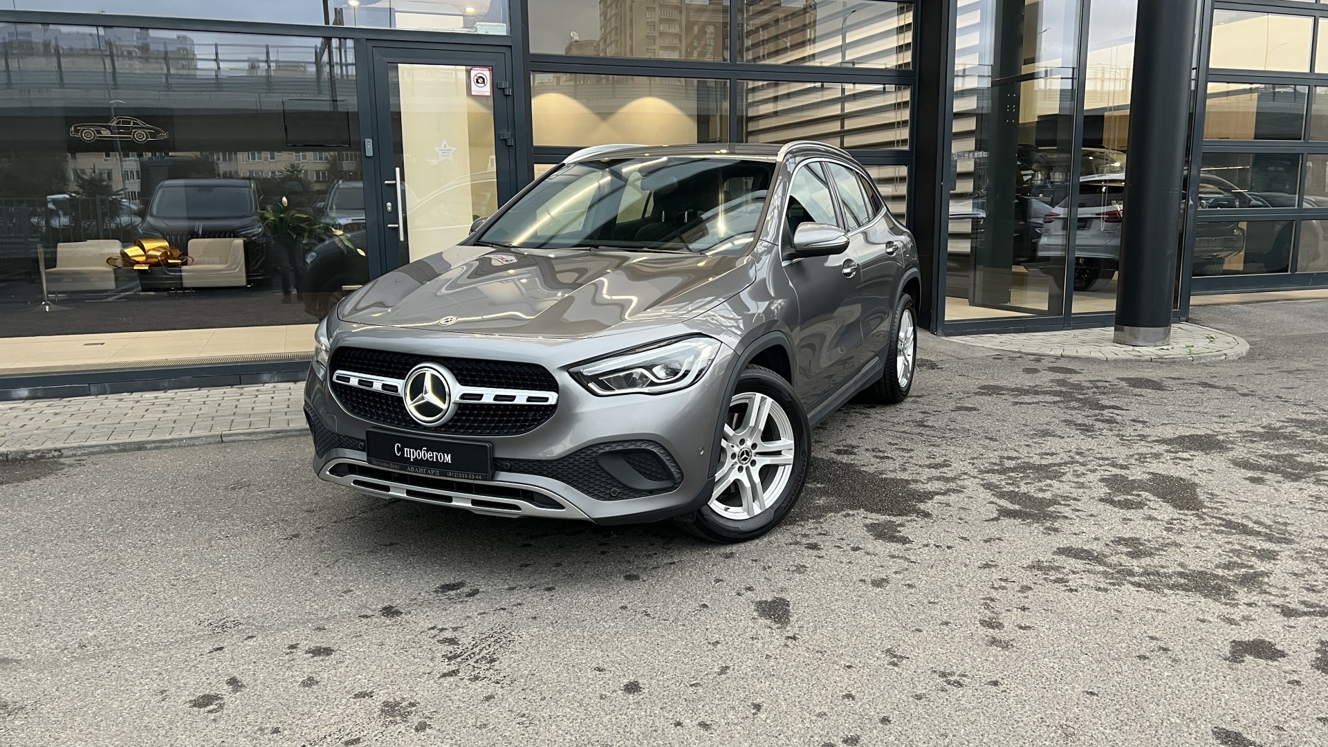 Mercedes-Benz GLA 200 комплектация Progressive двигатель 1.3 литра (150 л.с.) Серый