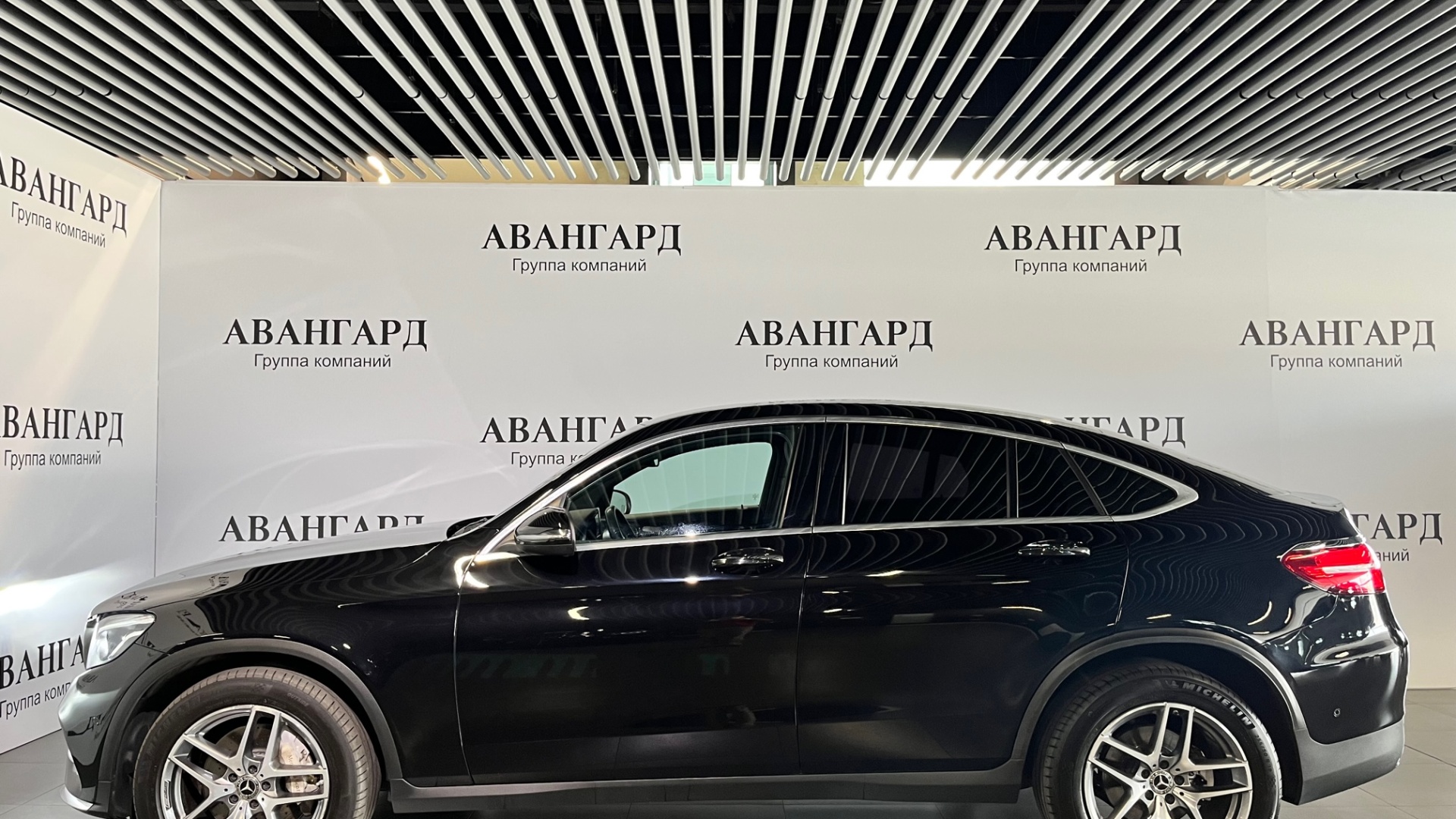 Mercedes-Benz GLC 250 d 4MATIC купе комплектация Sport двигатель 2.1 литра (204 л.с.) Черный