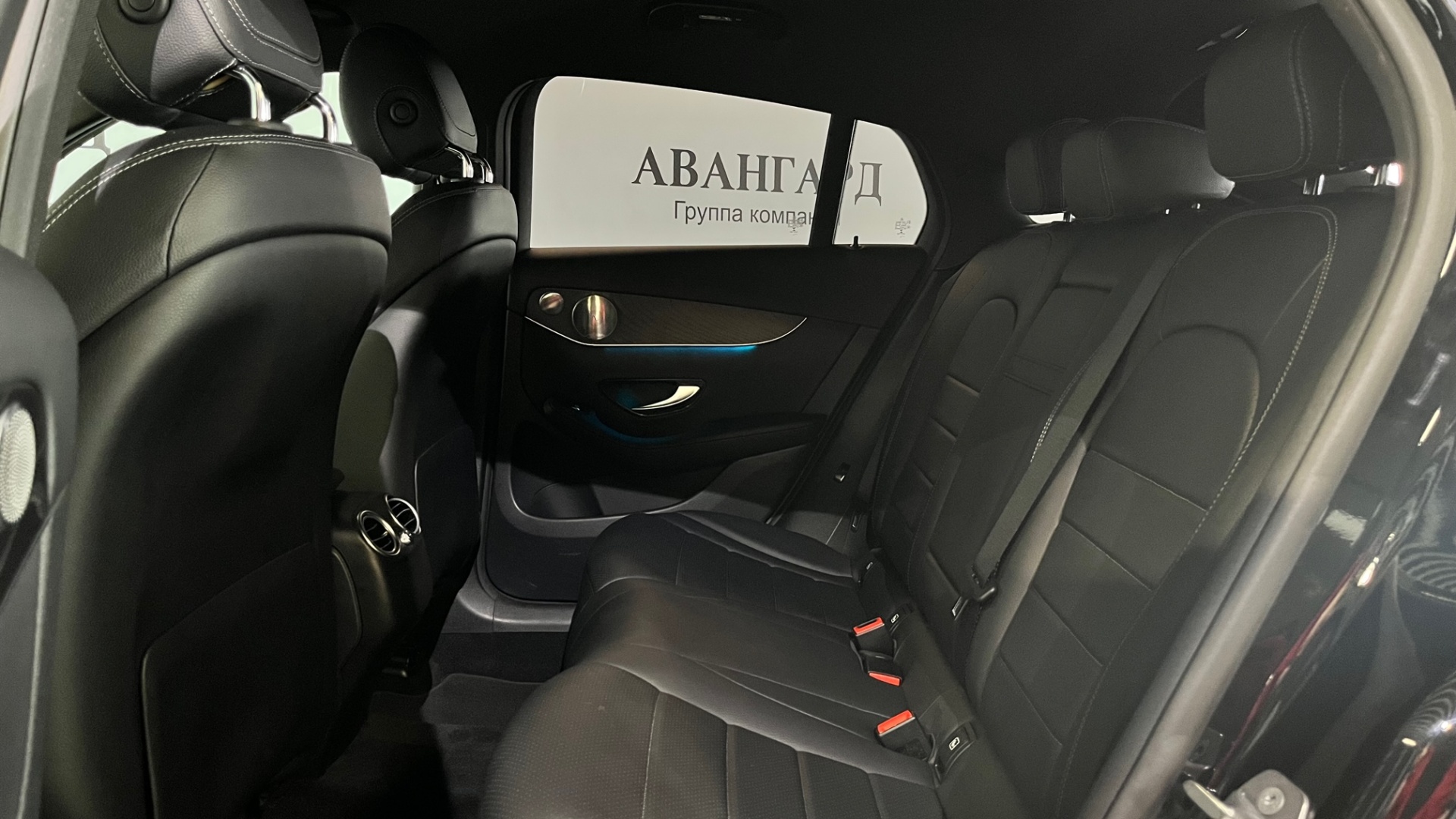 Mercedes-Benz GLC 250 d 4MATIC купе комплектация Sport двигатель 2.1 литра (204 л.с.) Черный