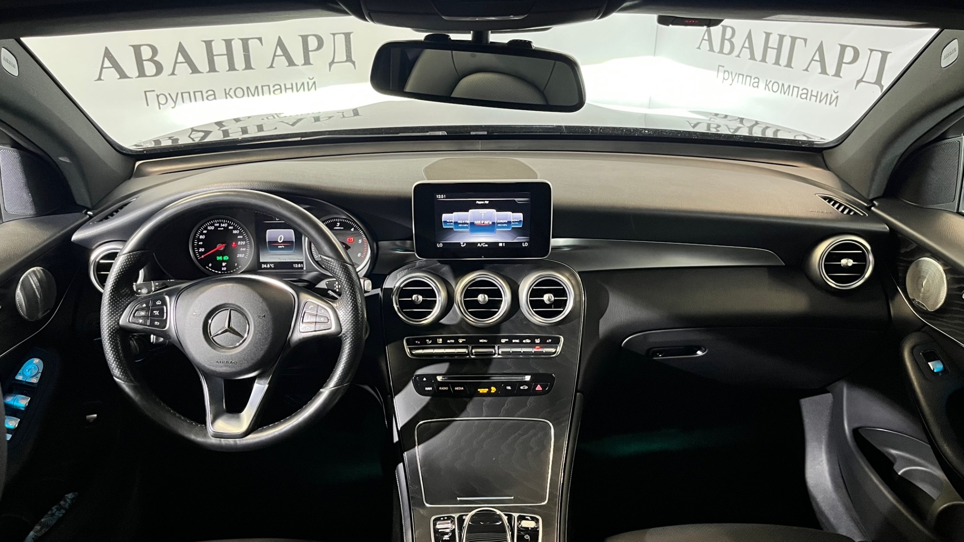 Mercedes-Benz GLC 250 d 4MATIC купе комплектация Sport двигатель 2.1 литра (204 л.с.) Черный
