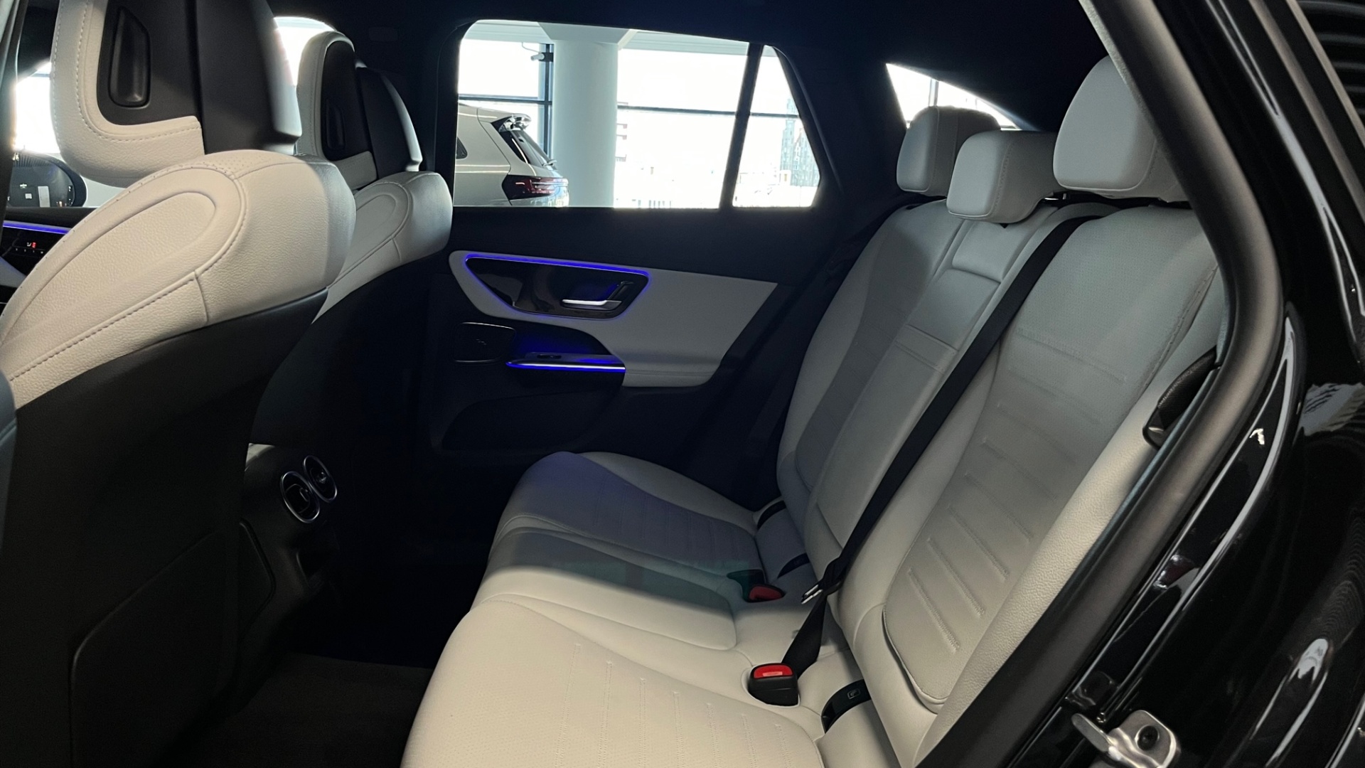 Mercedes-Benz GLC 220 d 4MATIC двигатель 2 литра (194 л.с.) Черный