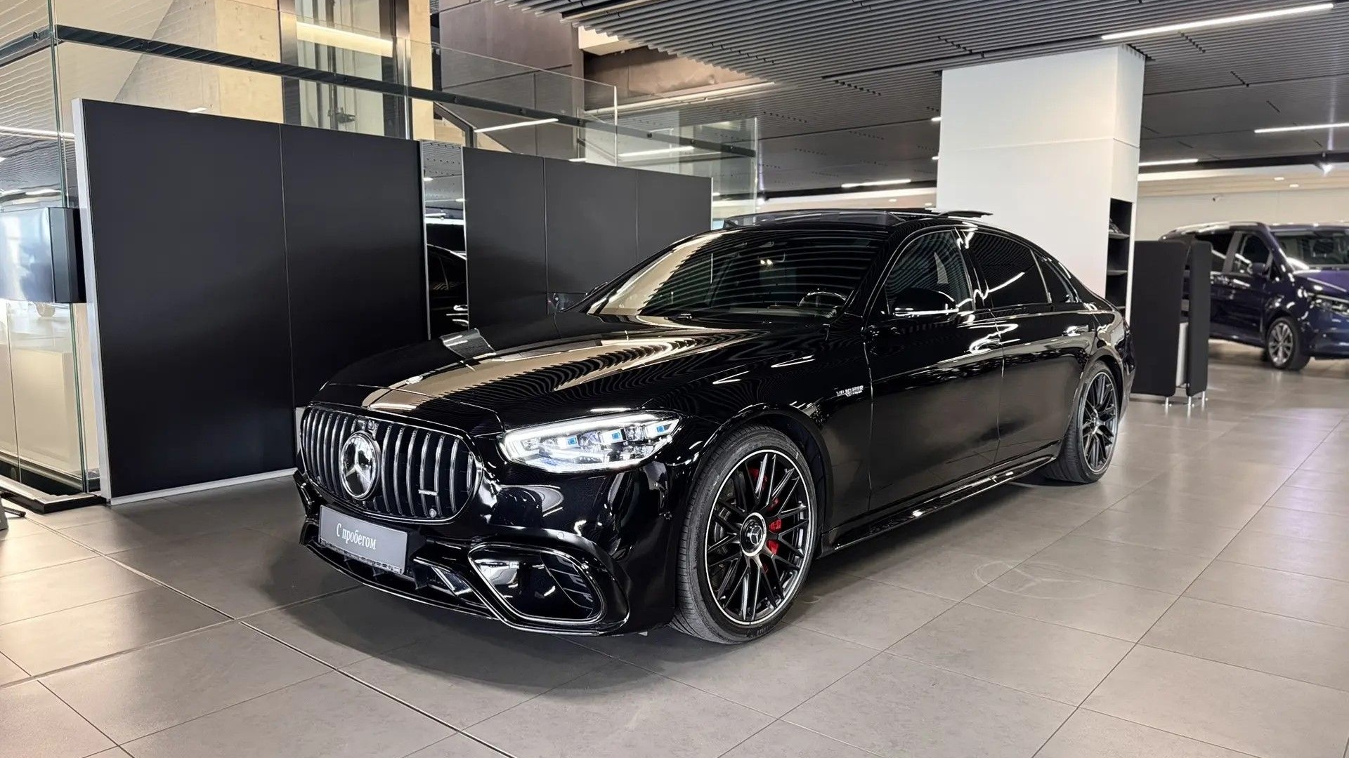 Mercedes-Benz AMG S 63 4MATIC двигатель 4 литра (612 л.с.) Черный