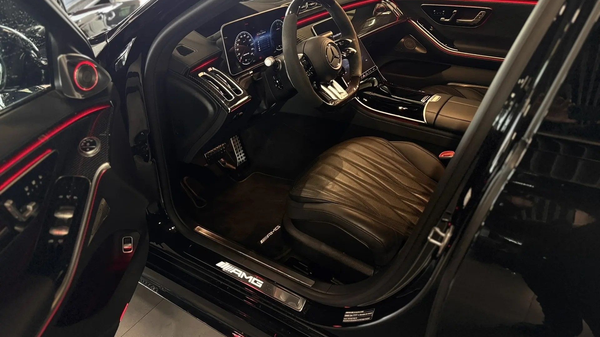 Mercedes-Benz AMG S 63 4MATIC двигатель 4 литра (612 л.с.) Черный