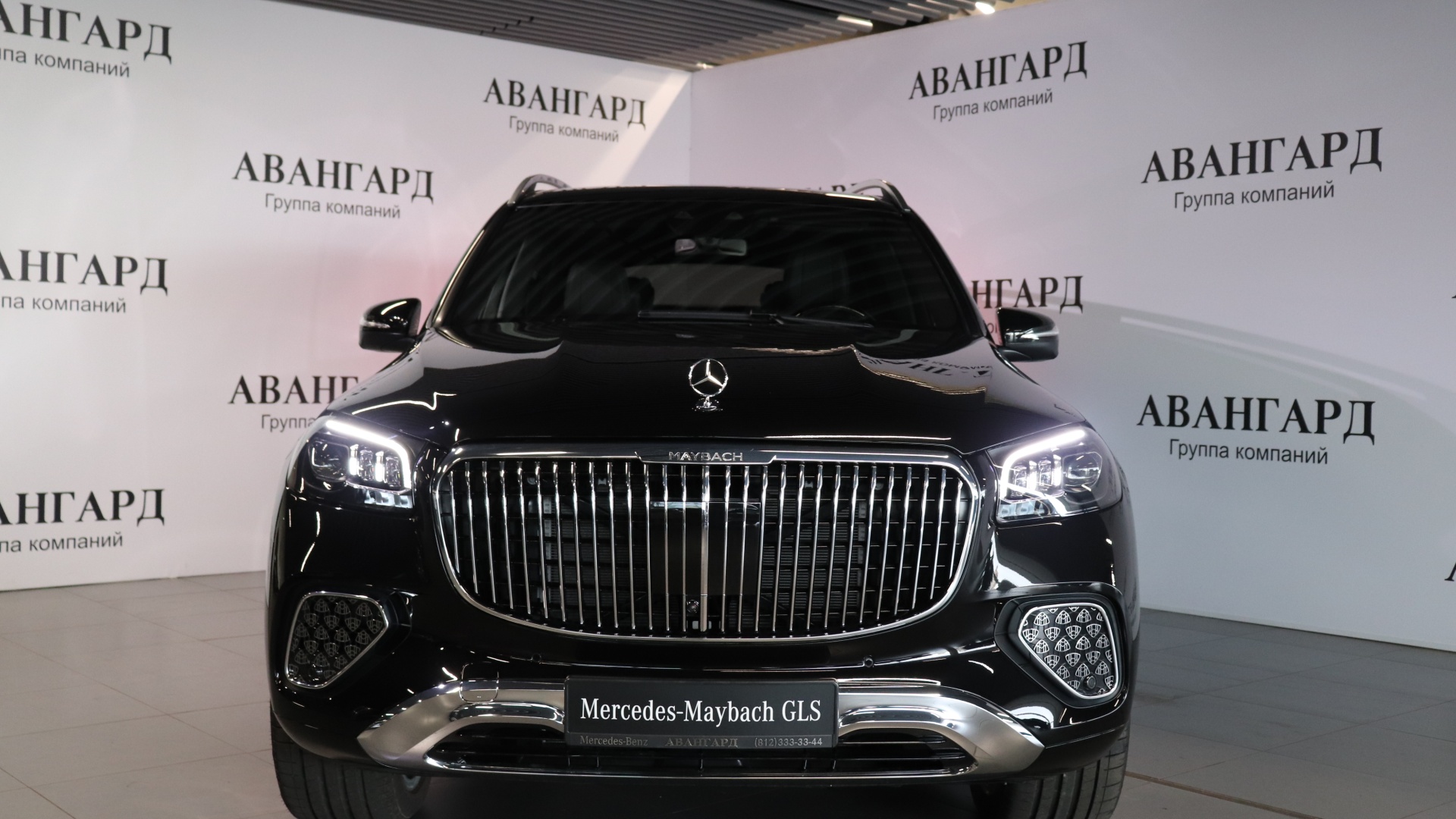 Mercedes-Benz Maybach GLS 600 4MATIC двигатель 4 литра (558 л.с.) Черный