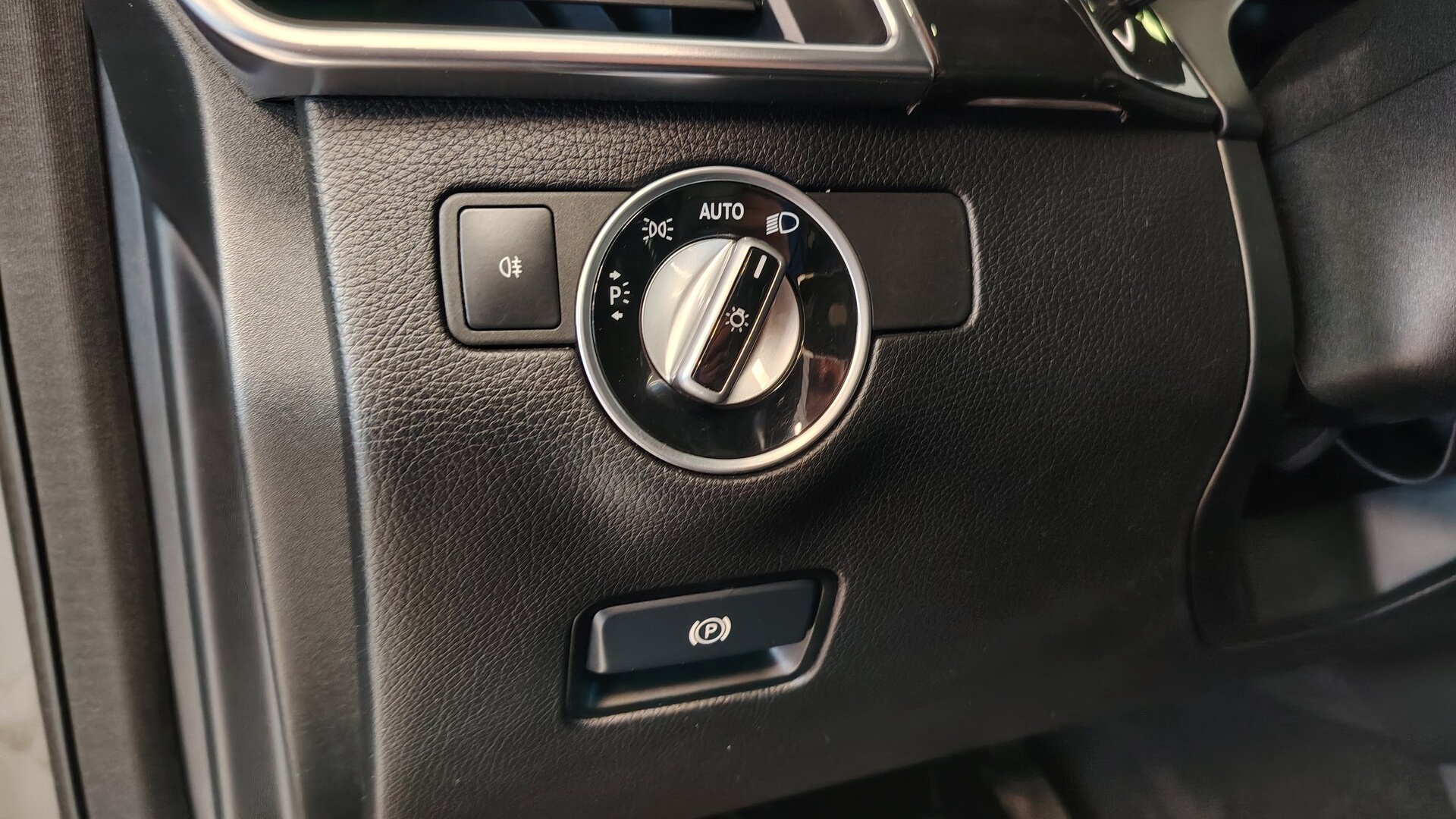 Mercedes-Benz GL 350 BLUETEC 4MATIC двигатель 3 литра (249 л.с.) Черный